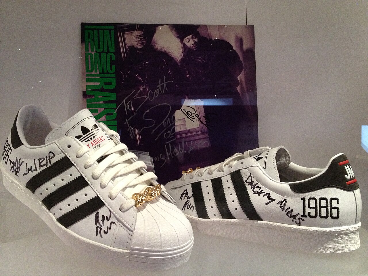Adidas Superstar Took the Hip-hop World by Storm