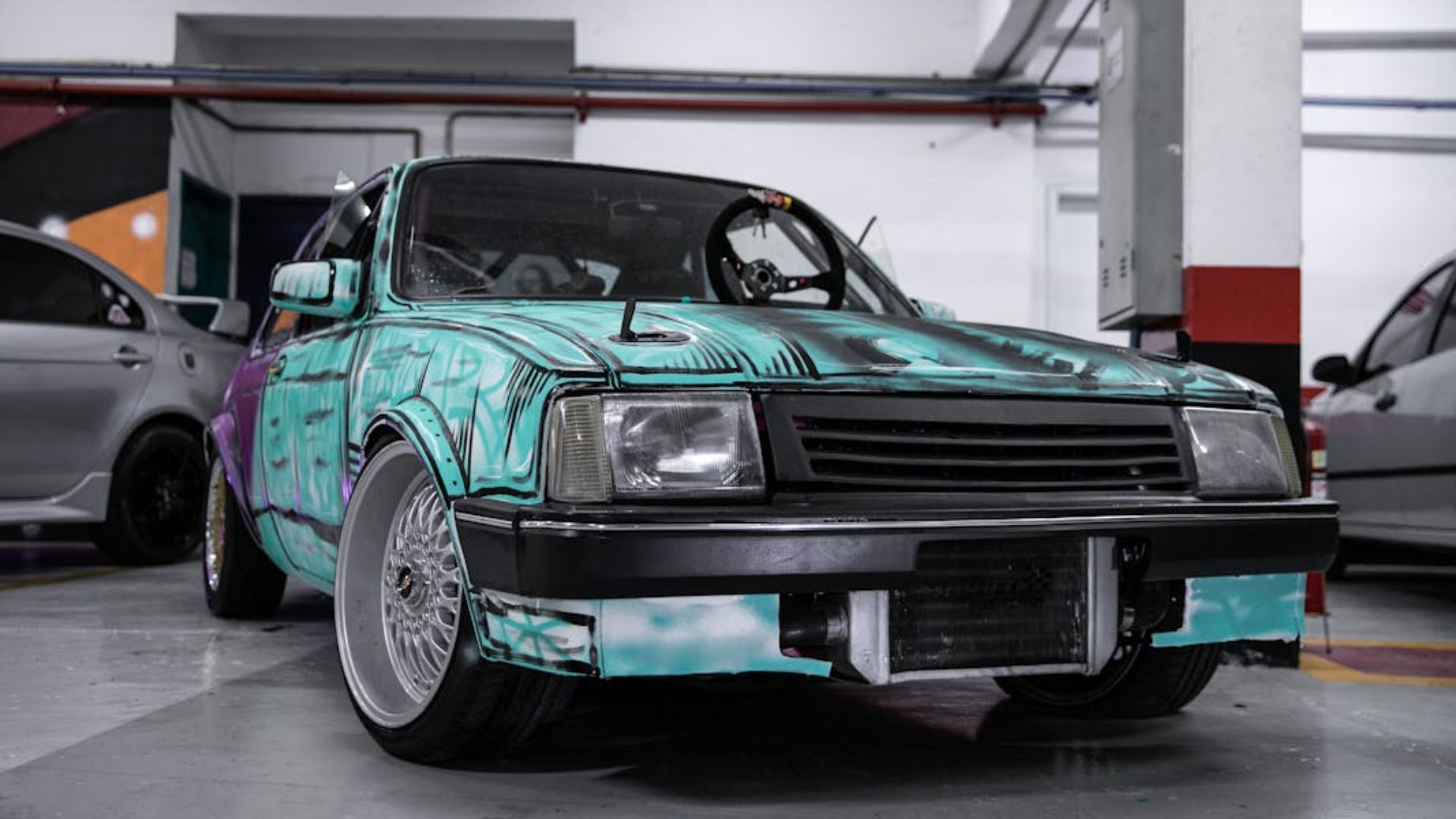 Custom Plates And Mods Show Identity