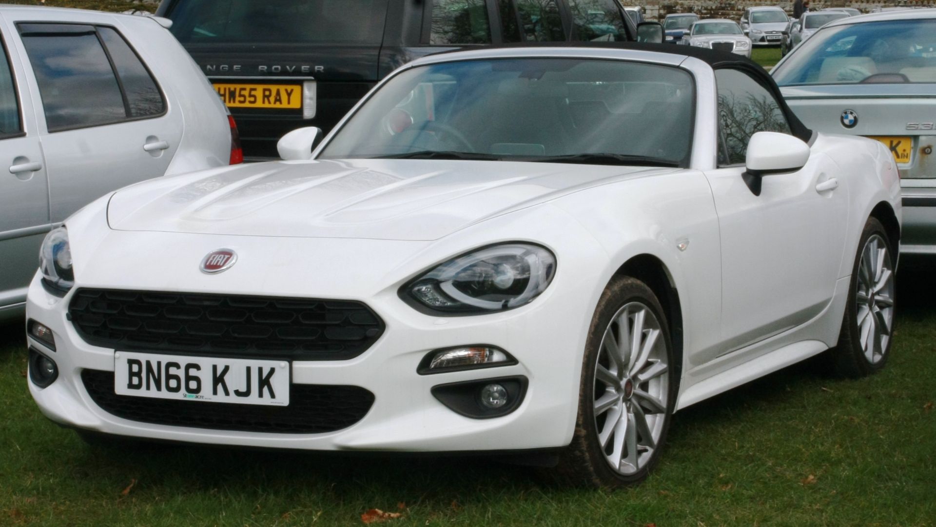 3. Fiat 124 Spider