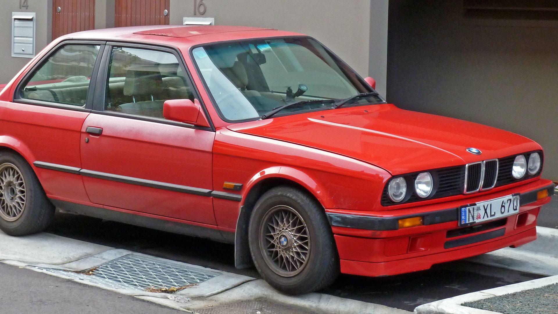 4. BMW 318is (Coupé E30)