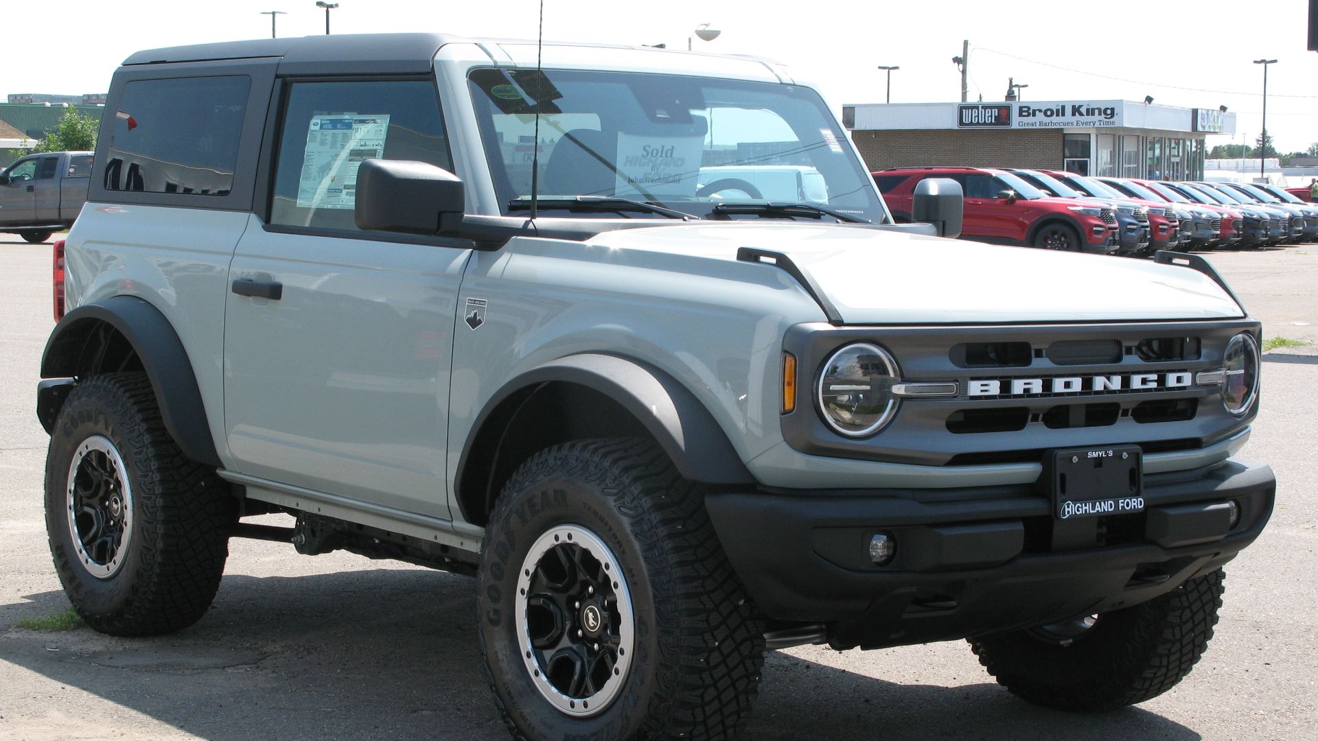 5. Ford Bronco (2021)