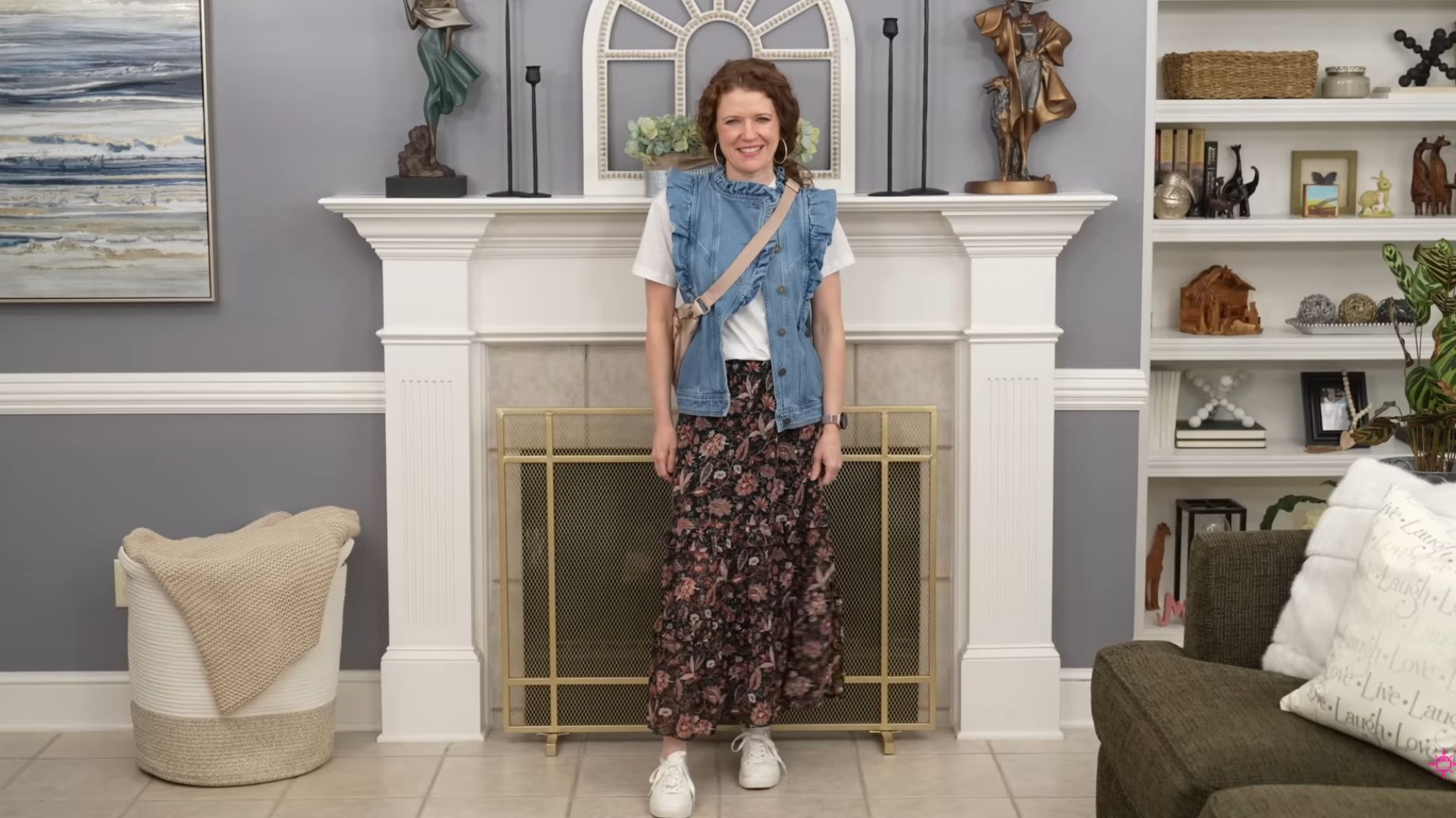 20. Jupe midi imprimée et veste courte