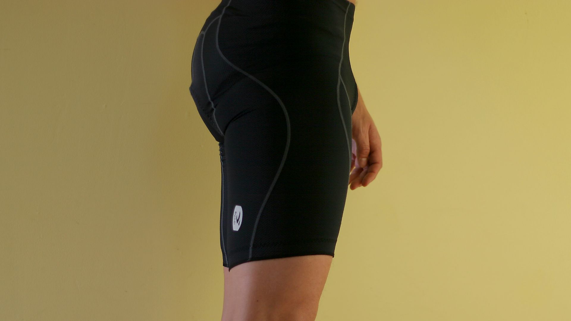 8. Short de compression
