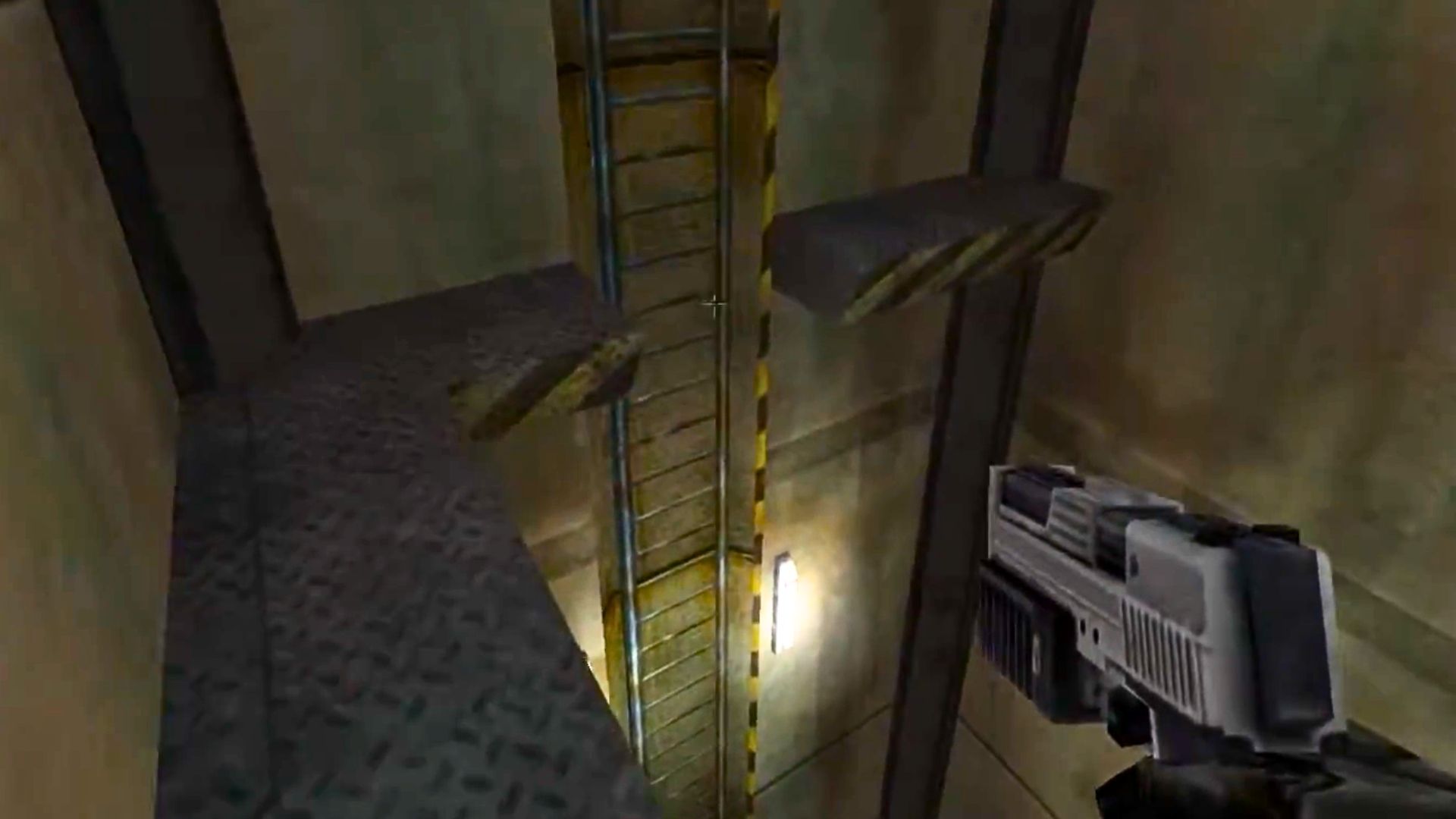 10. Red Faction (2001)