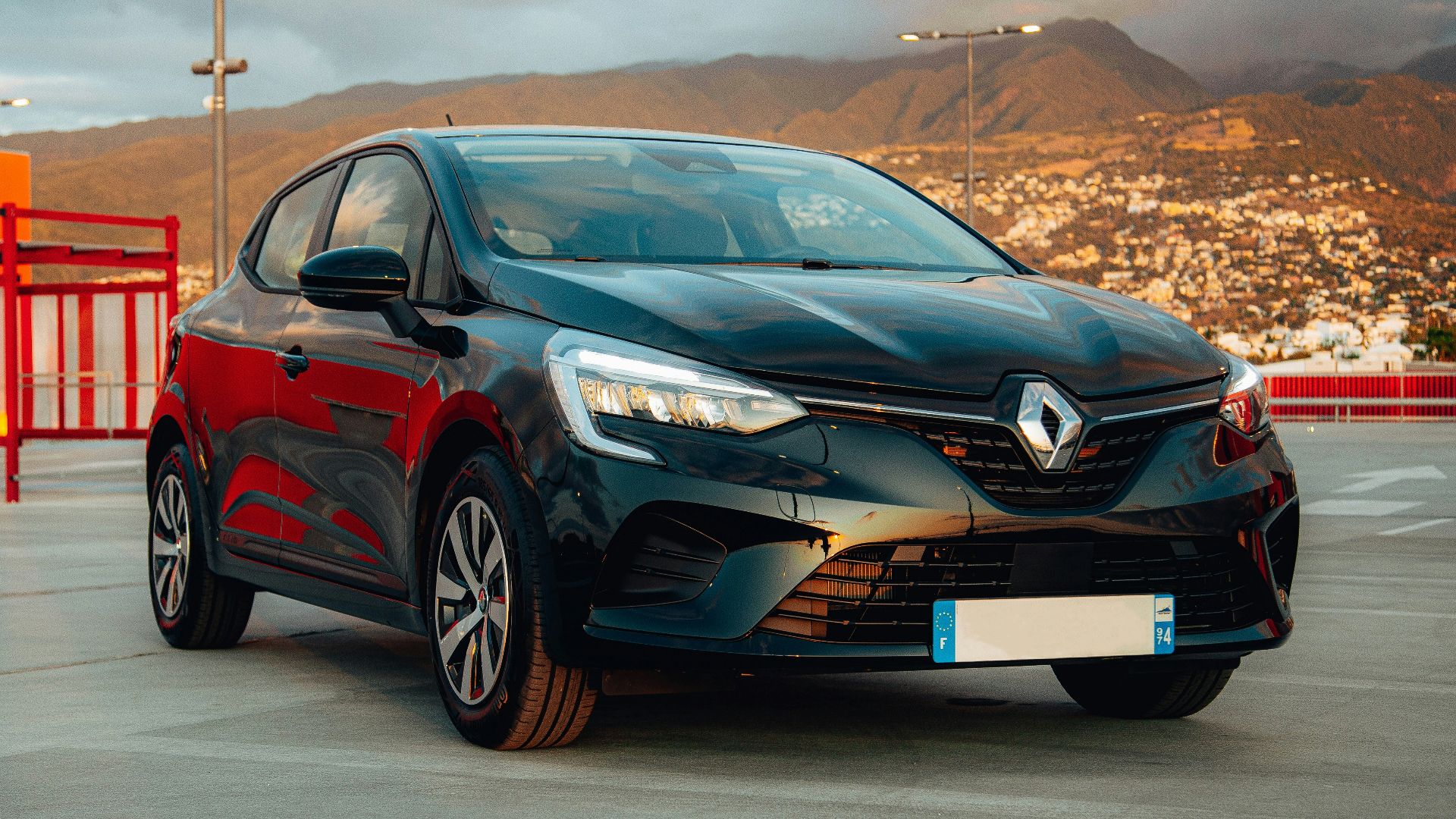 6. Clio