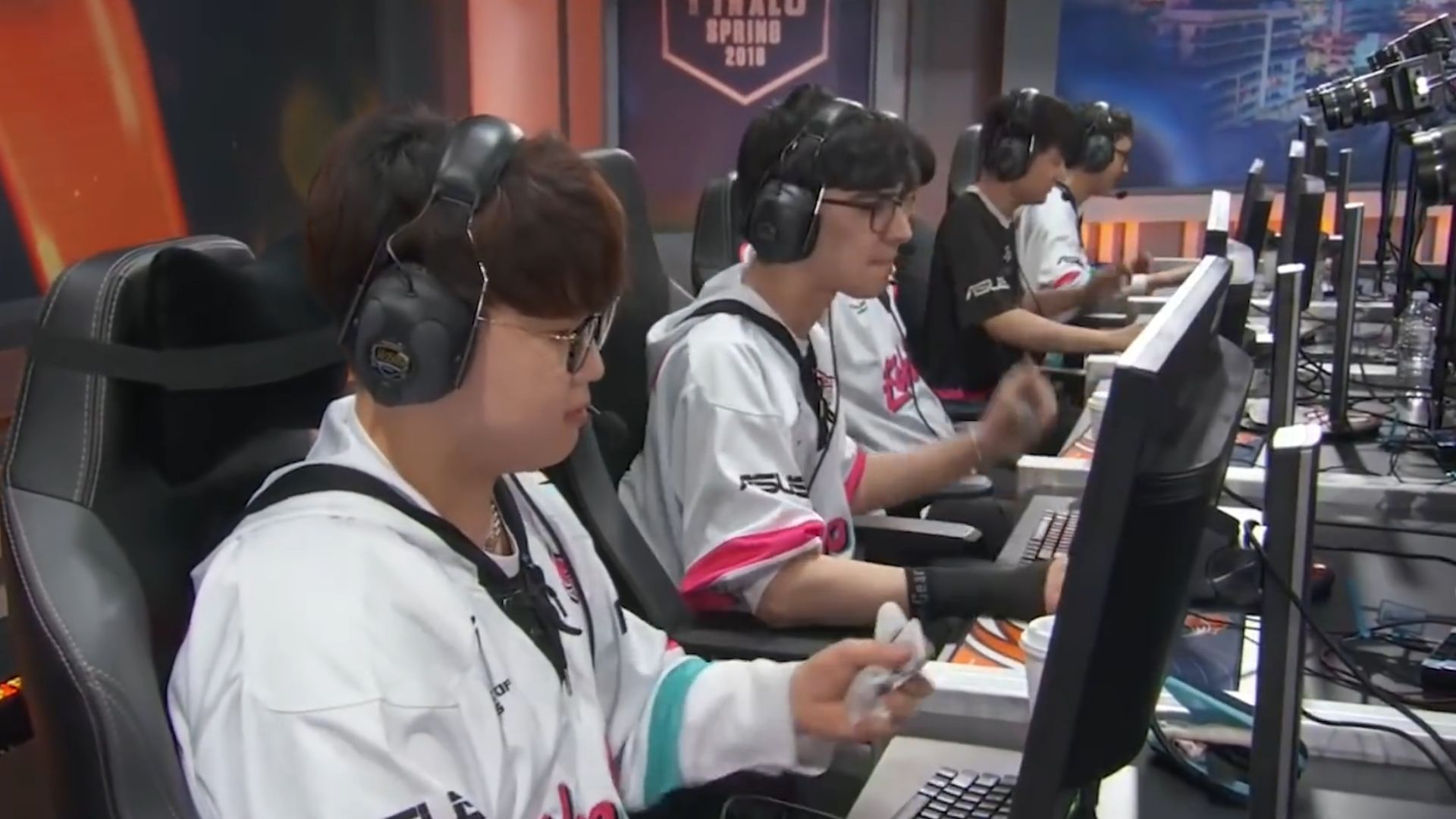 2. Echo Fox