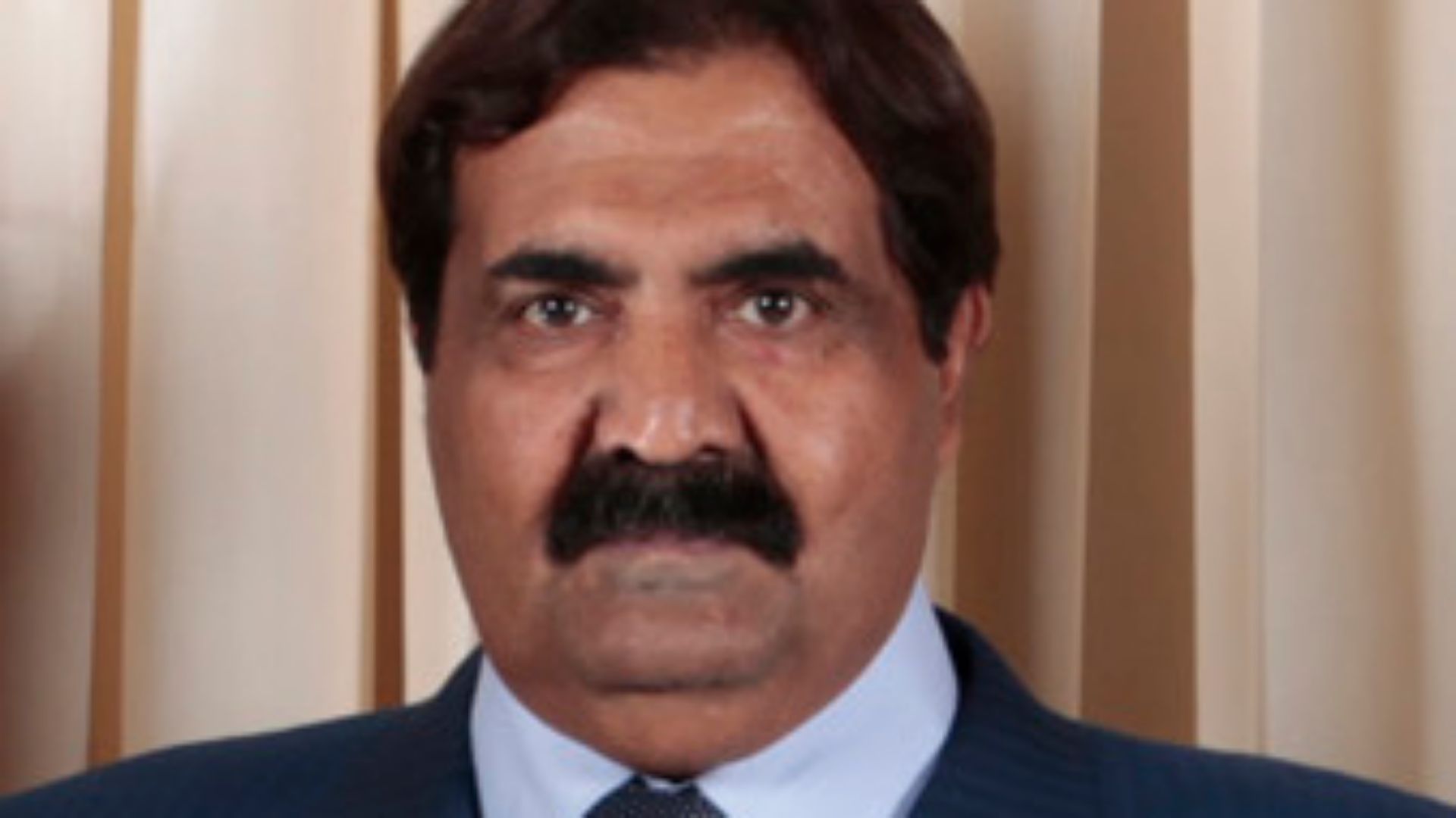 18. Hamad bin Khalifa Al Thani