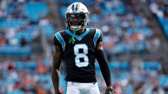 Star defensive midfielder involved in road accident