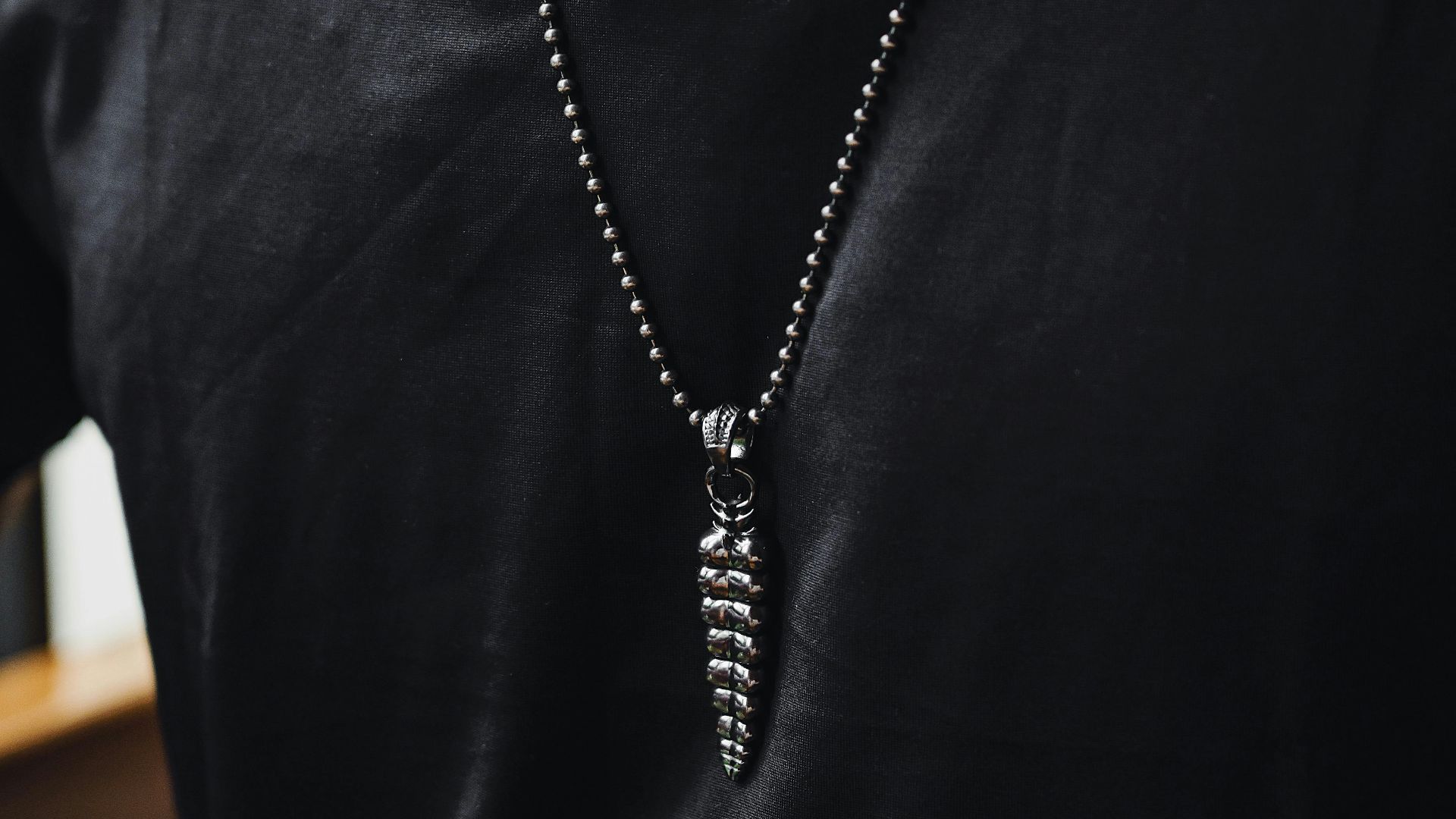 7. Un collier subtil