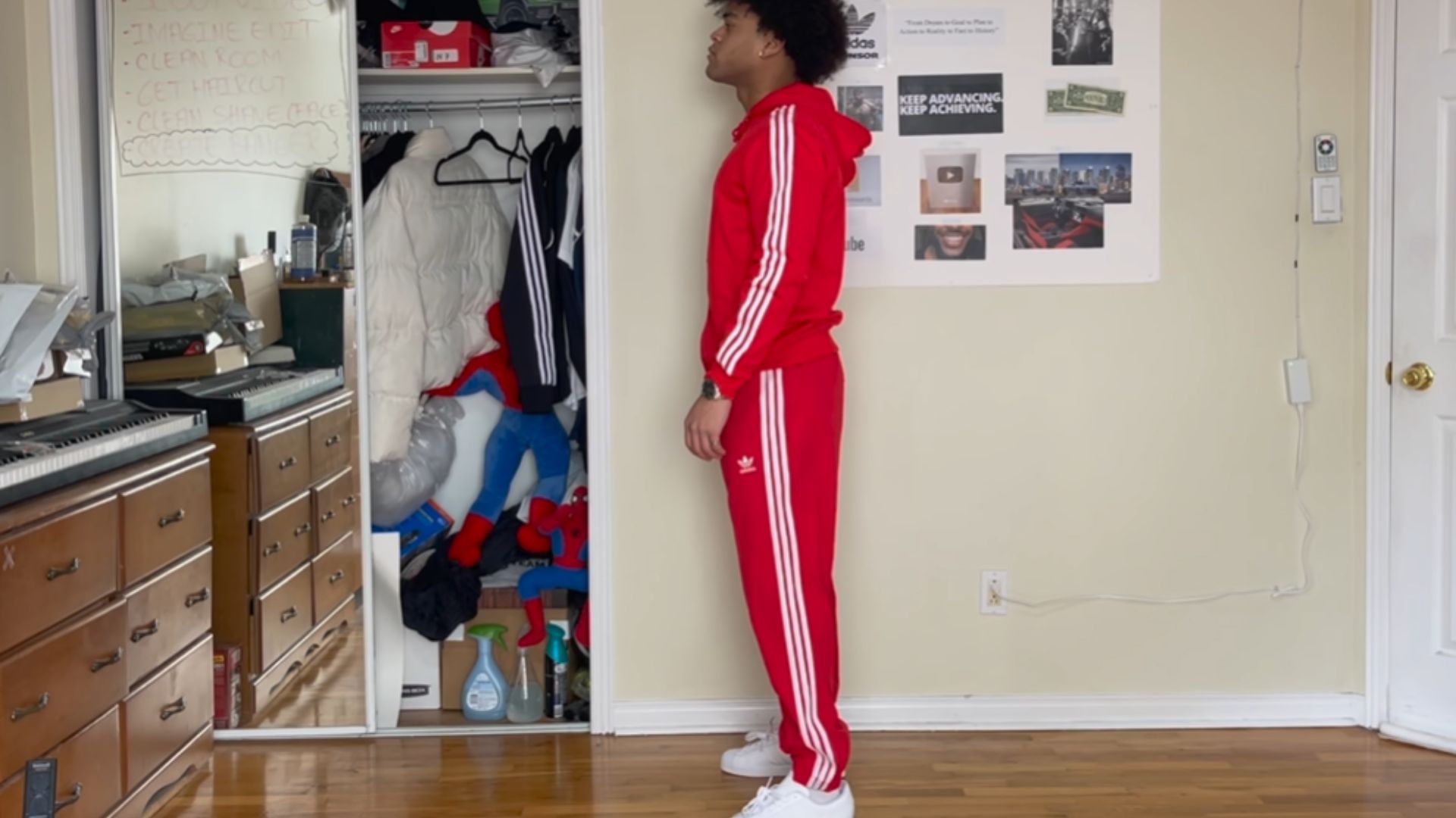 5. Survêtements à rayures