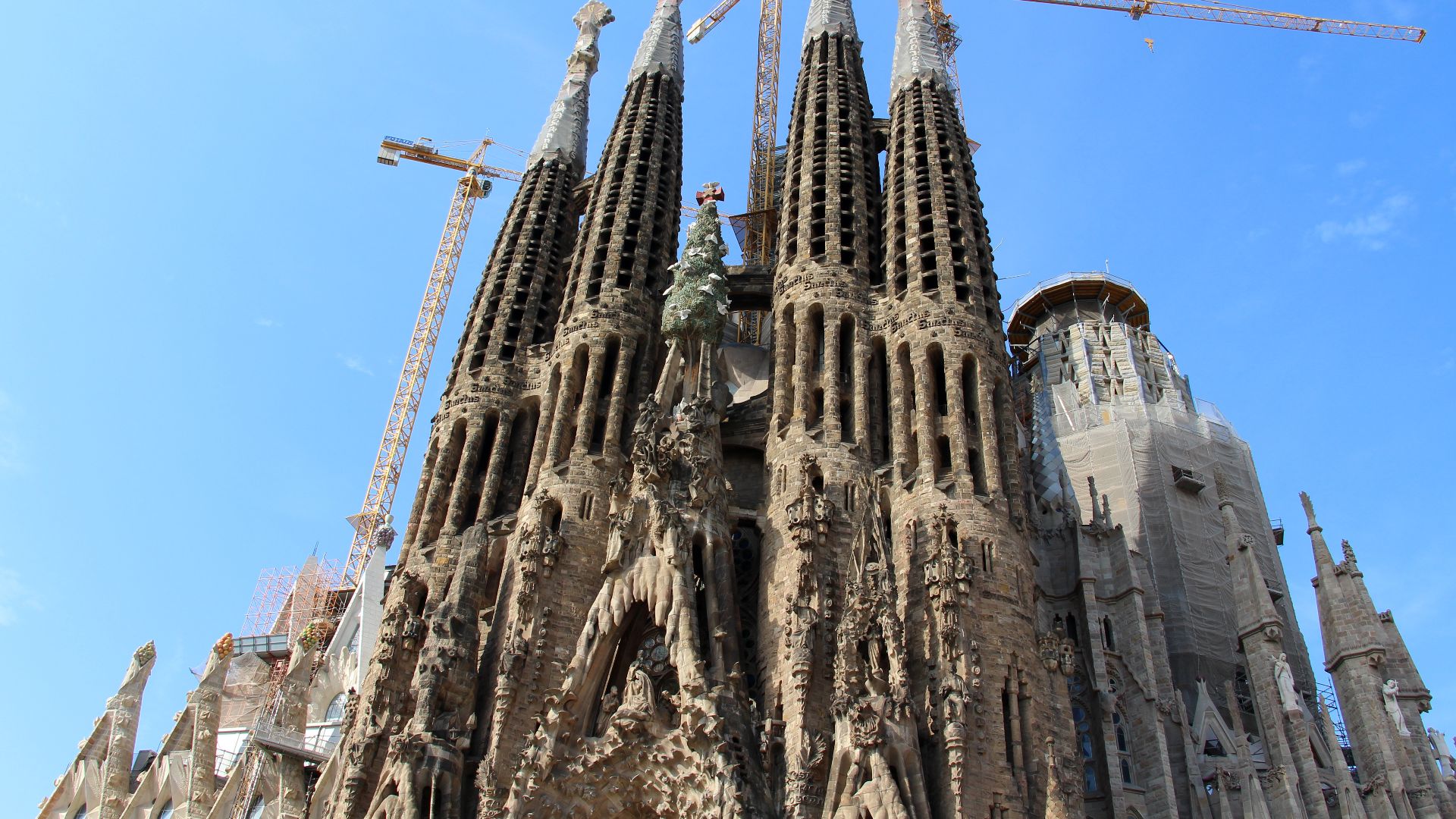 12. Sagrada Família (Barcelone, Espagne)