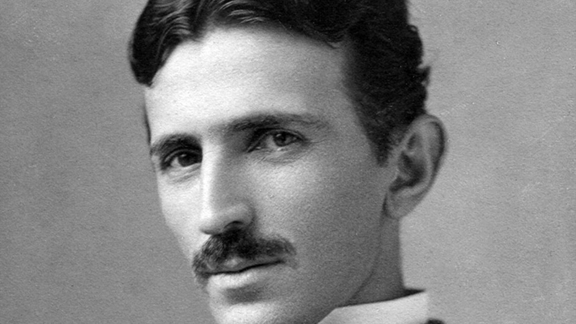 18. Nikola Tesla