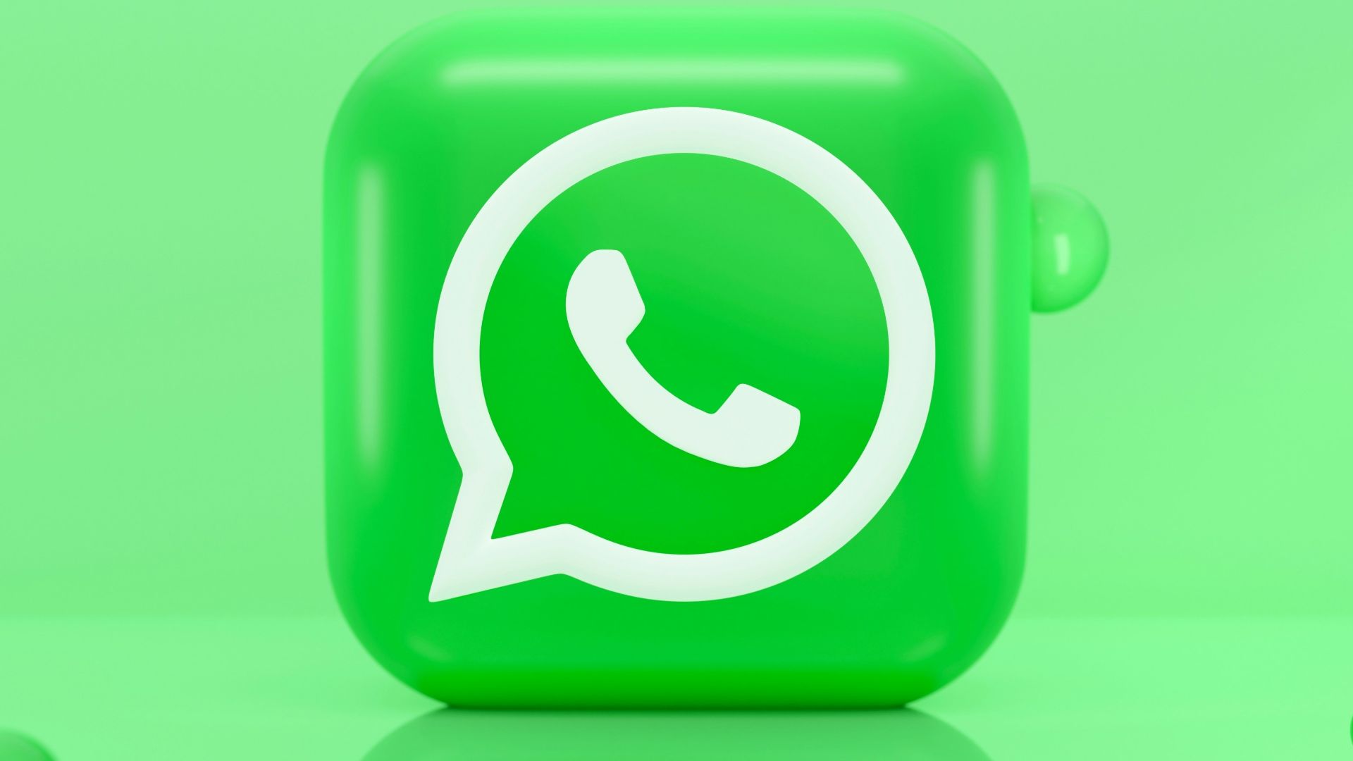 7. WhatsApp Messenger