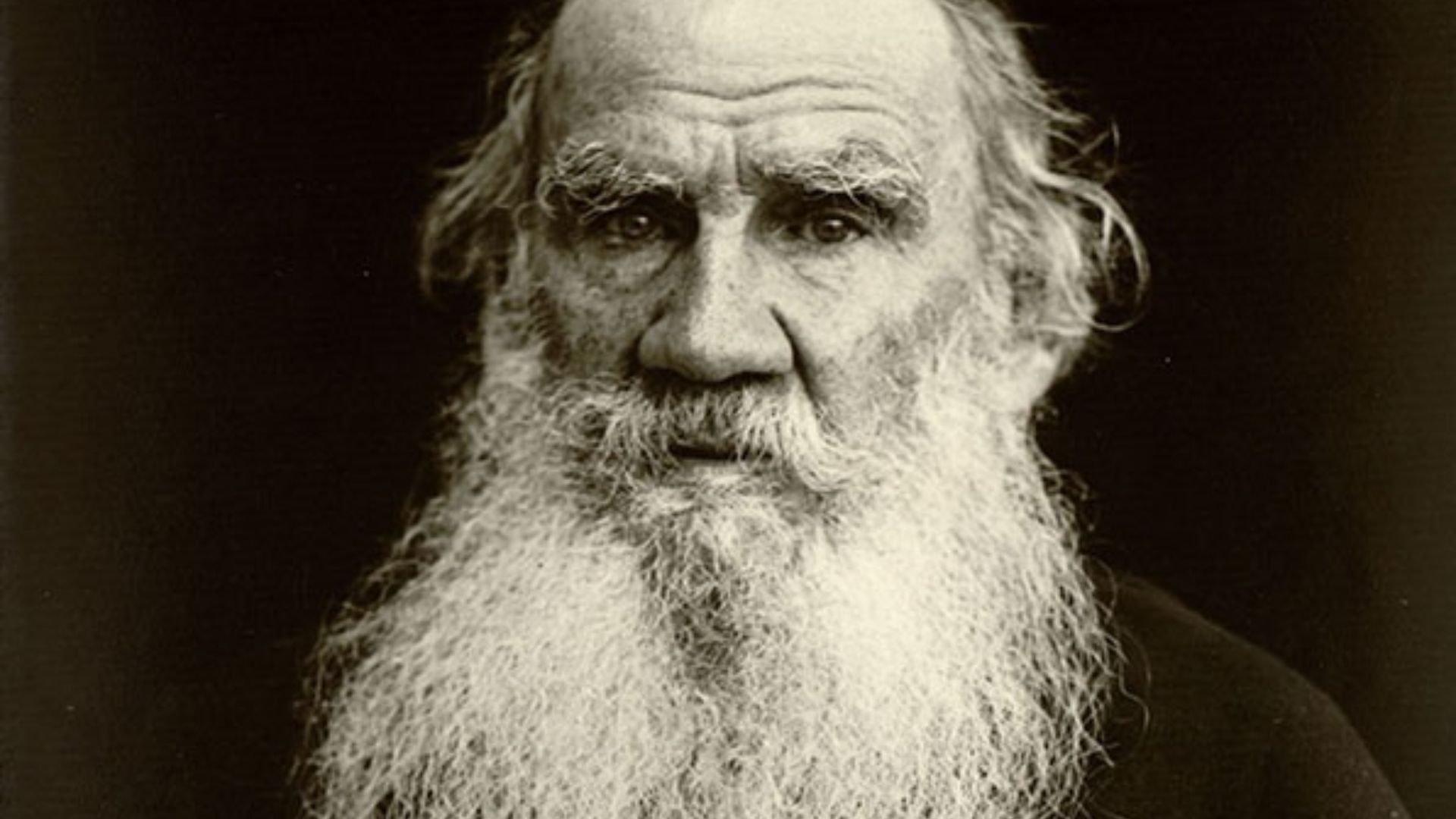 4. Léon Tolstoï