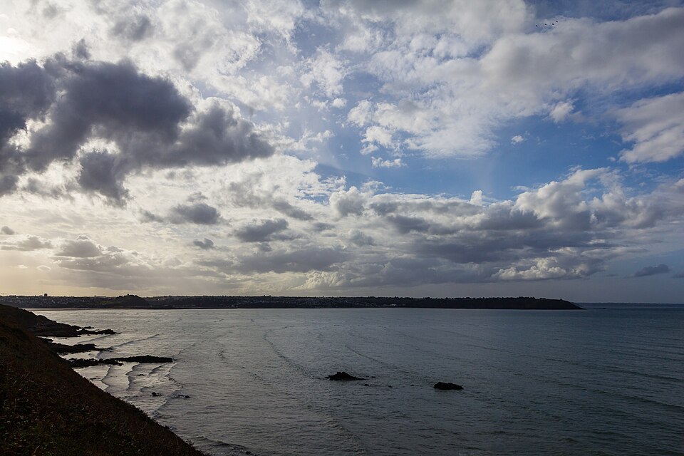 <strong>Un village isolé sur la côte française</strong>