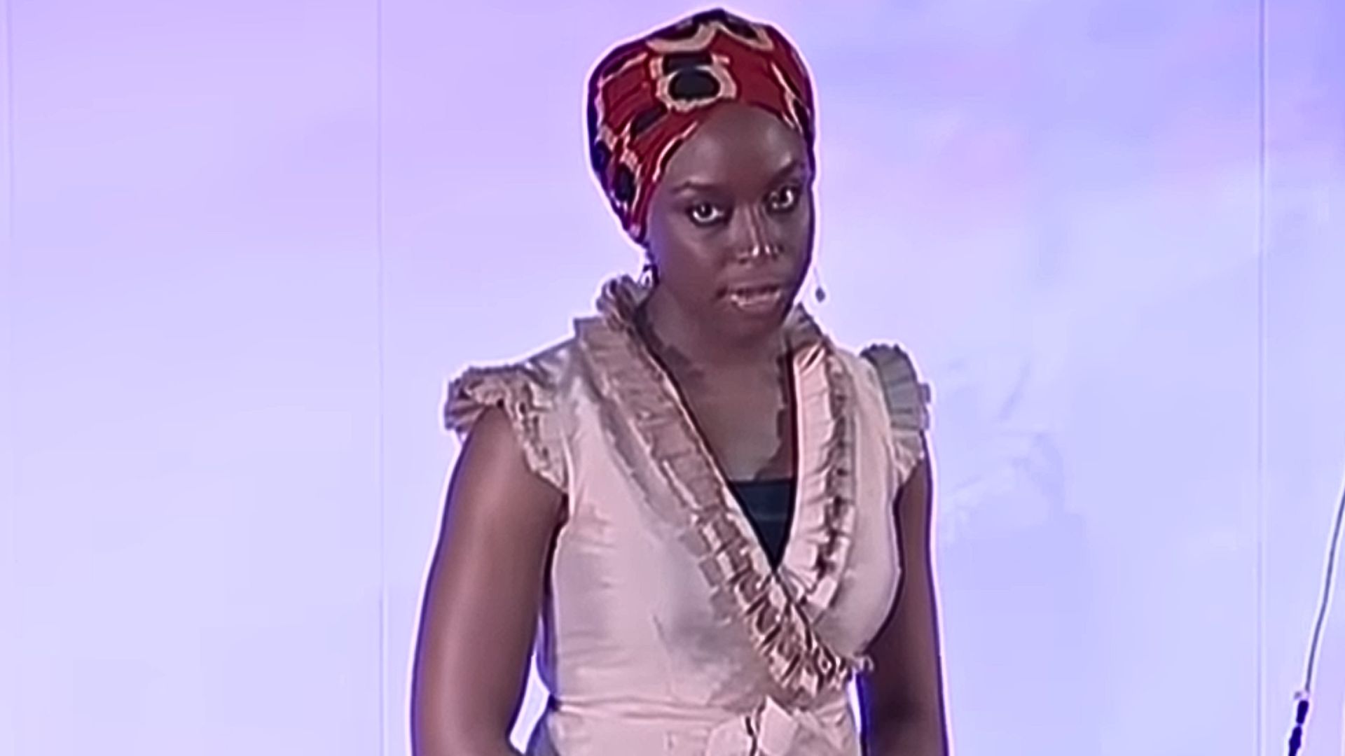 16. Le danger d'une histoire unique" de Chimamanda Ngozi Adichie