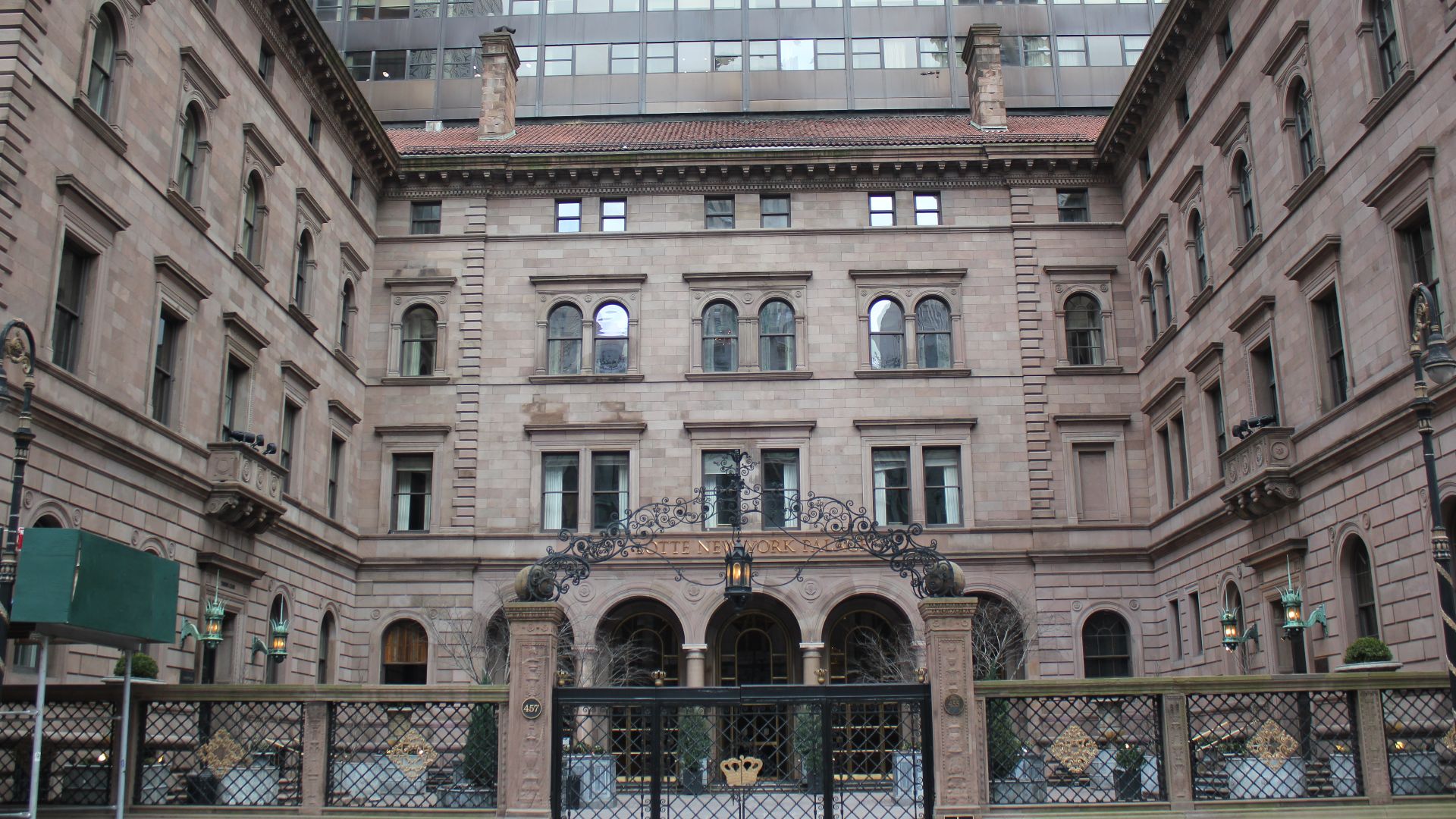 15. L'hôtel Villard (New York)