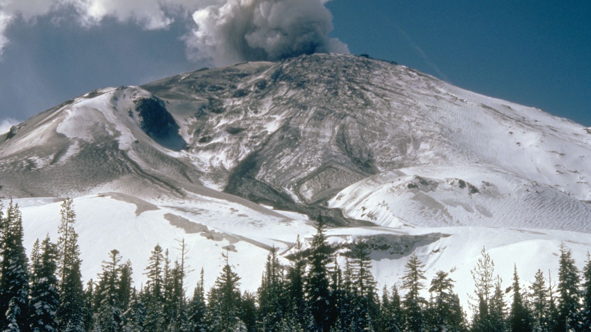 15. L'éruption du Mont St. Helens en 1980