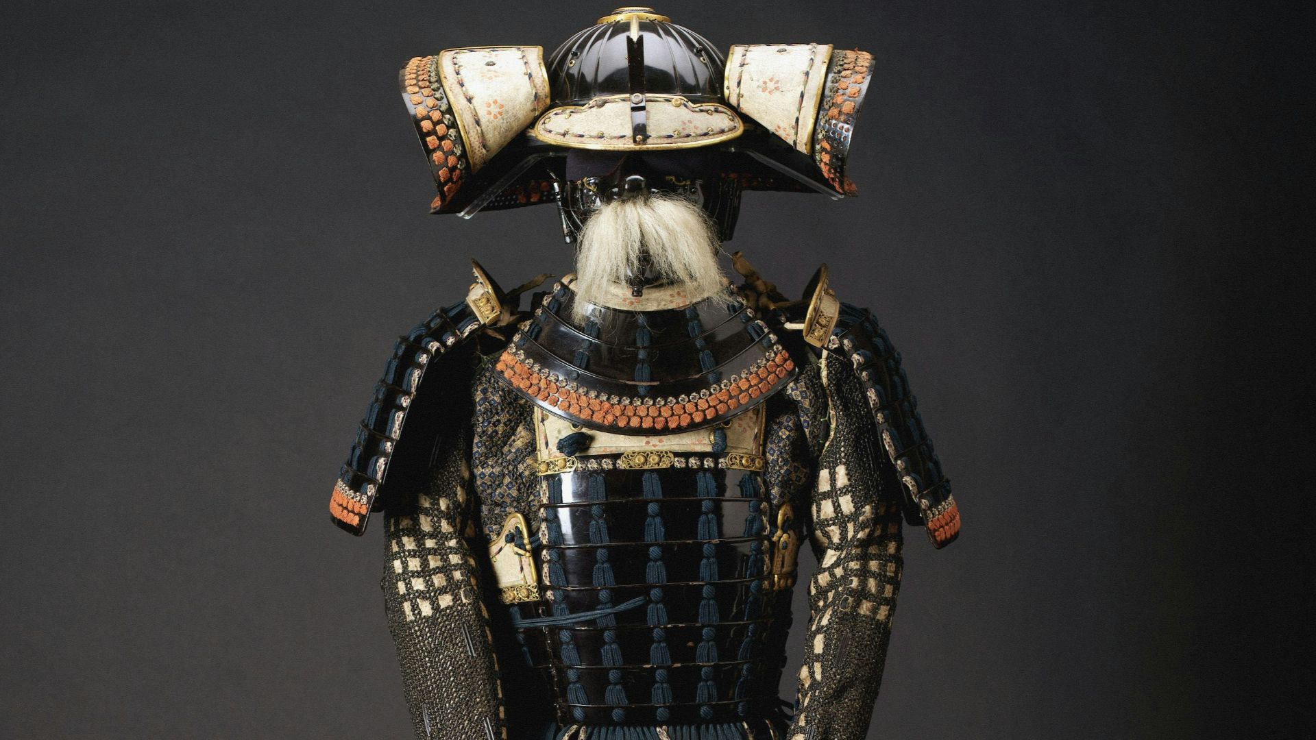 4. Armure