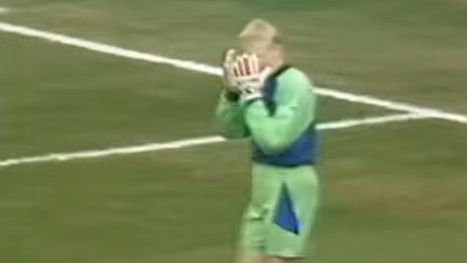 19. La jambe cassée de David Busst (1996)