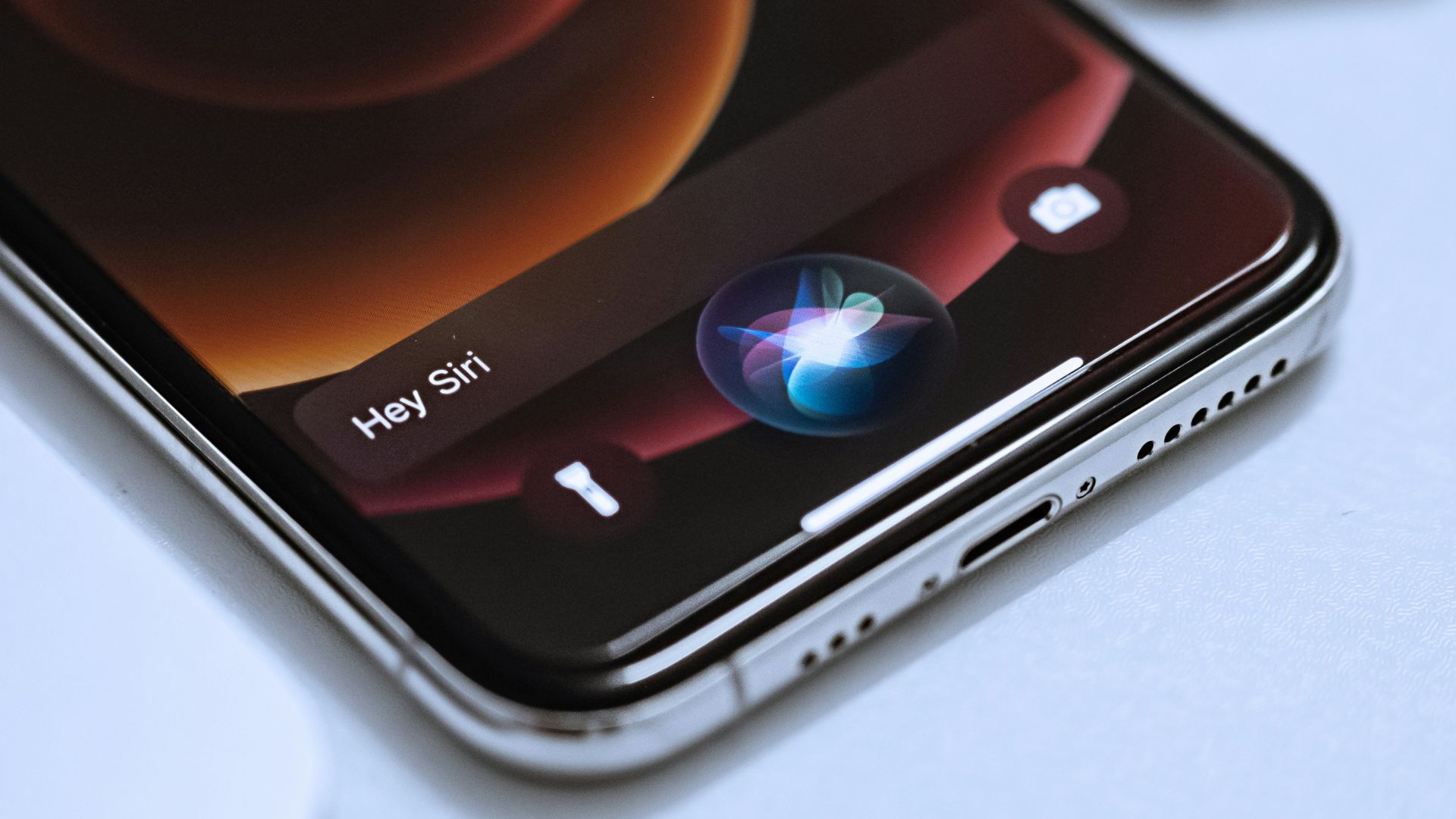 10 choses surprenantes que Siri peut réellement faire et 10 pour lesquelles il est horrible