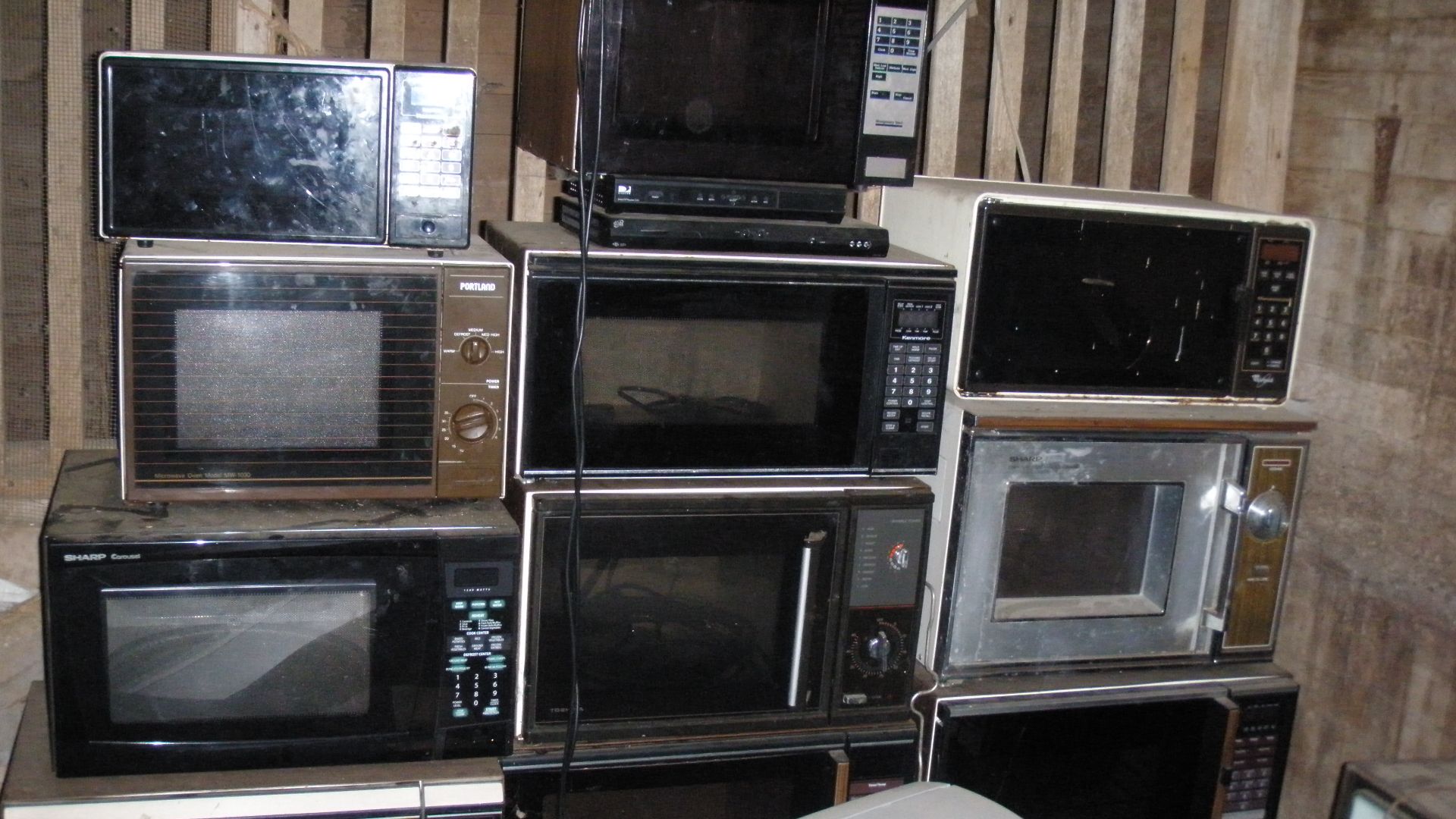 2. Invention du four à micro-ondes