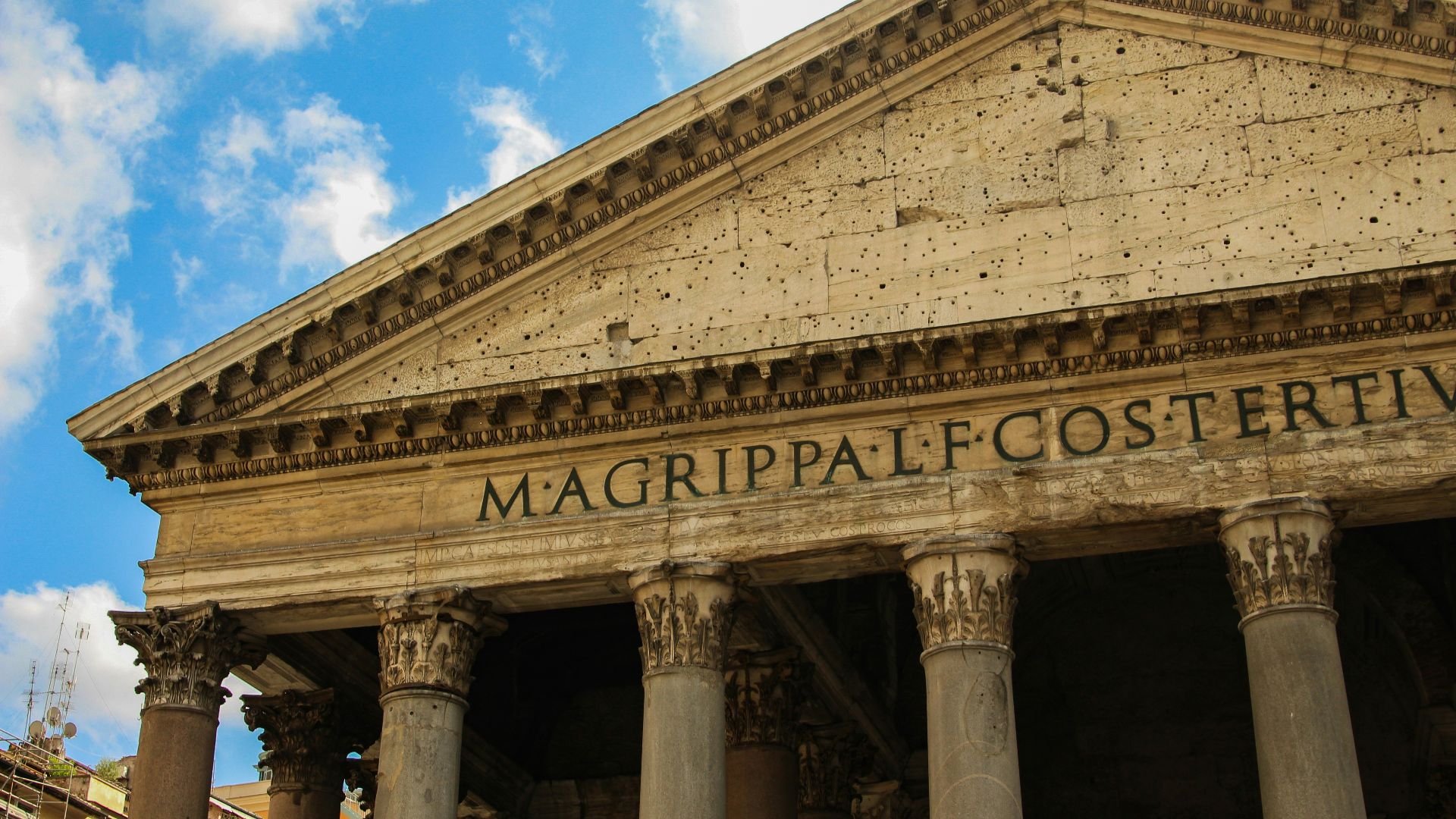 10 langues éteintes et 10 langues anciennes encore parlées