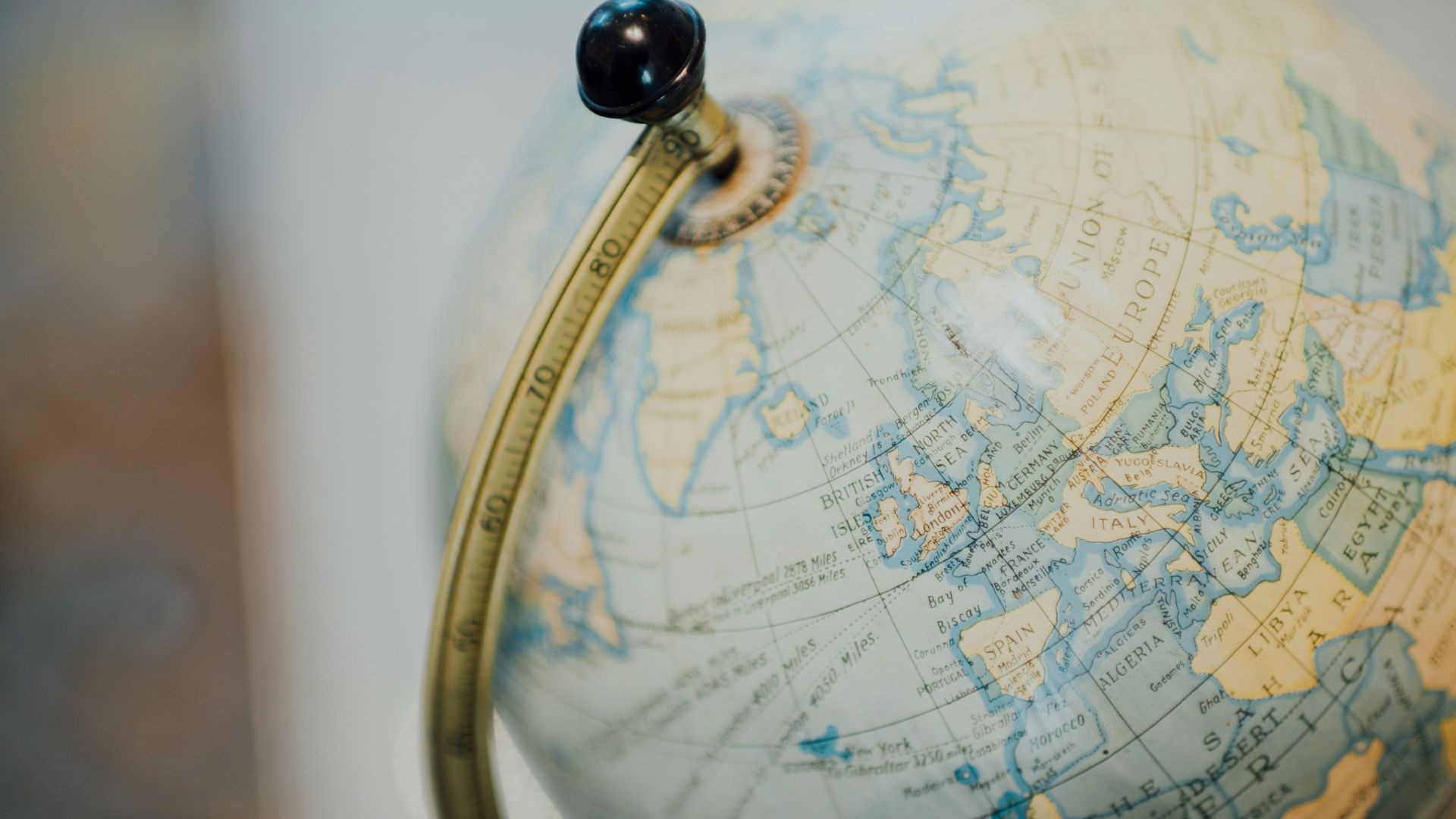 2. GeoGuesser