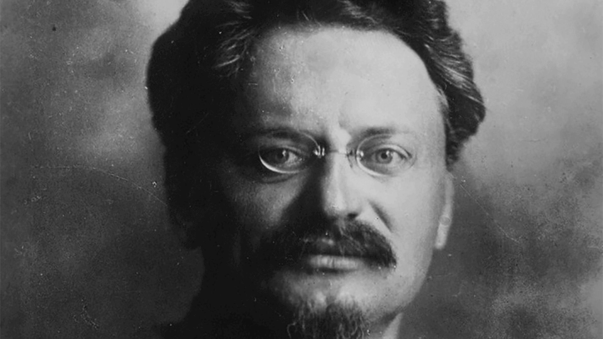 5. Léon Trotsky