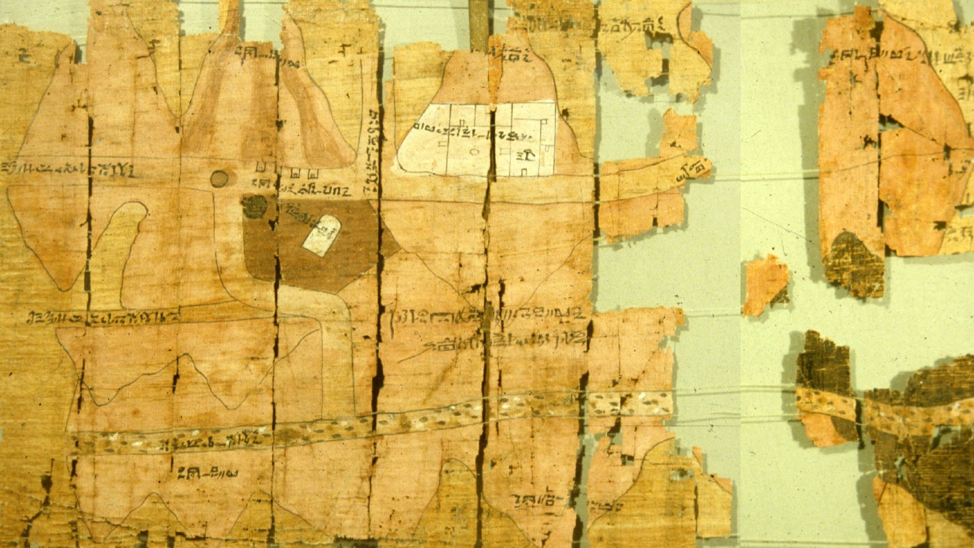 2. La carte du papyrus de Turin