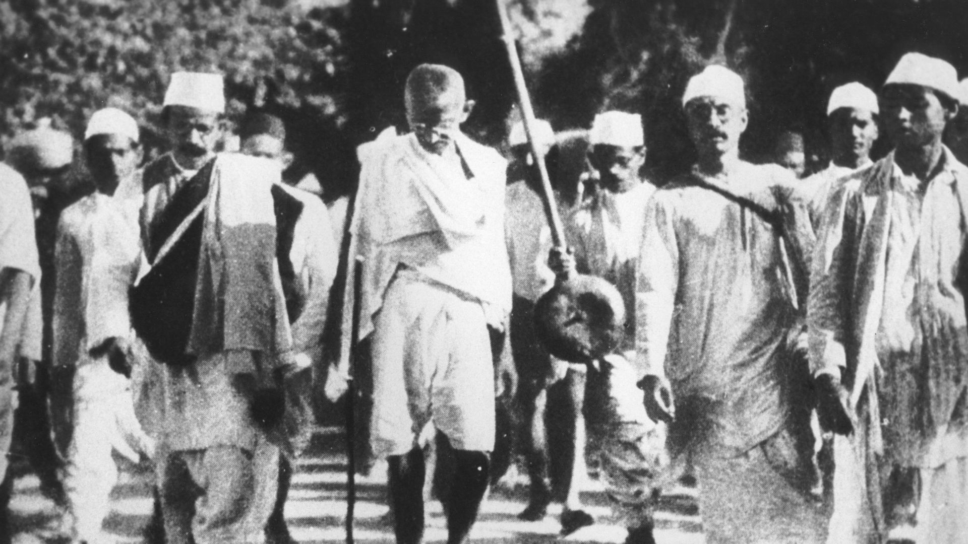 8. A inventé le concept de Satyagraha