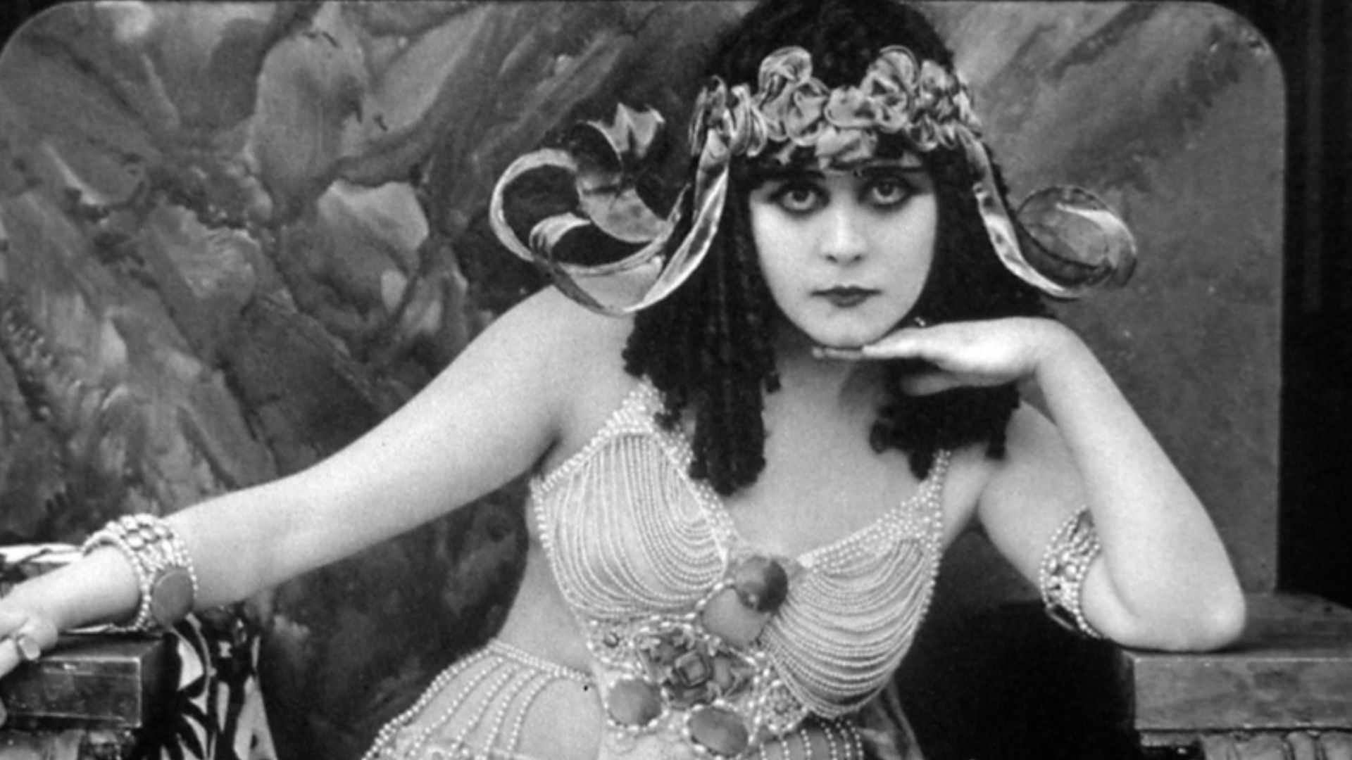 7. Cléopâtre dans l'espace