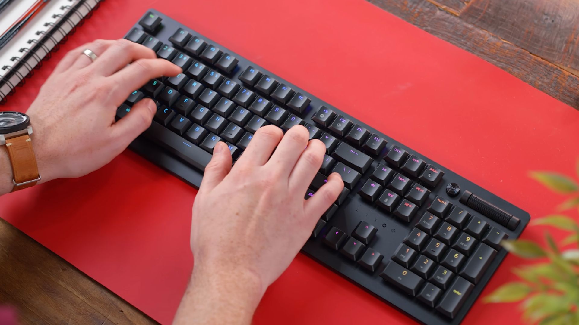 1. Razer Deathstalker V2 Pro