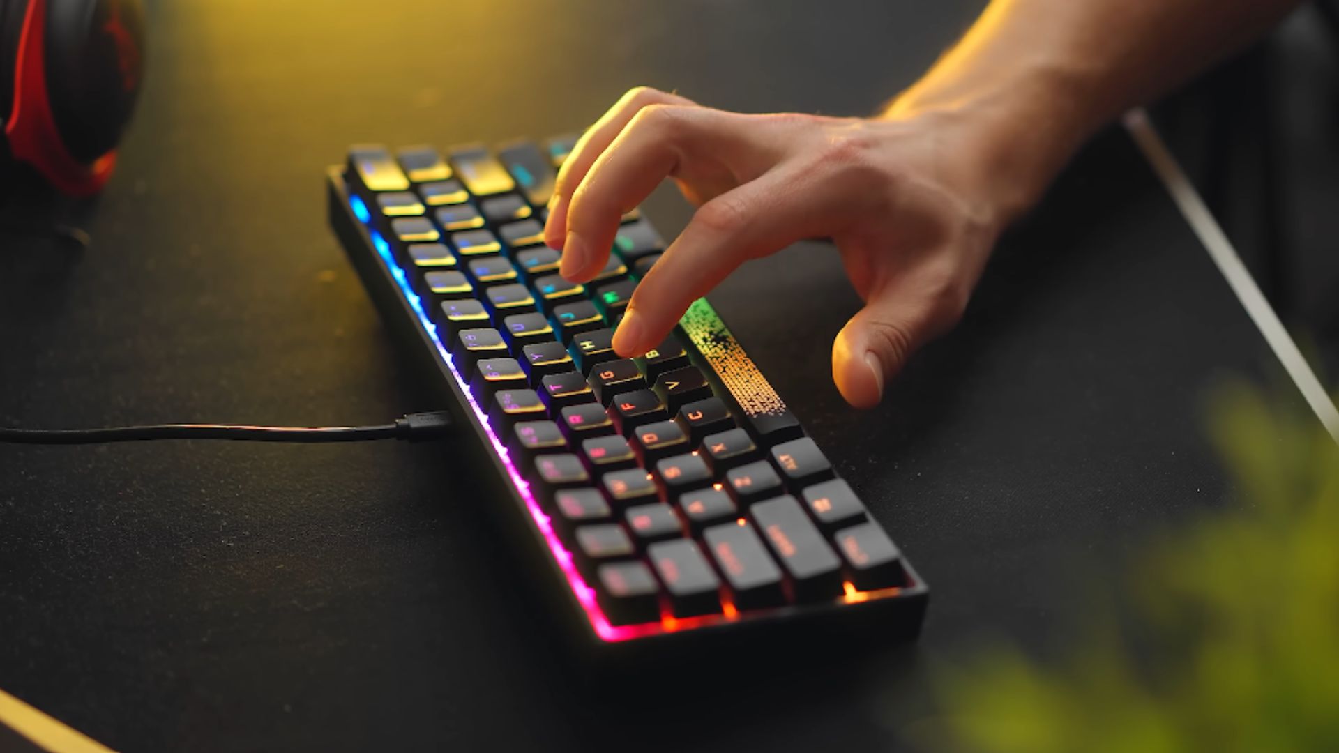 2. Corsair K65 RGB (Original)