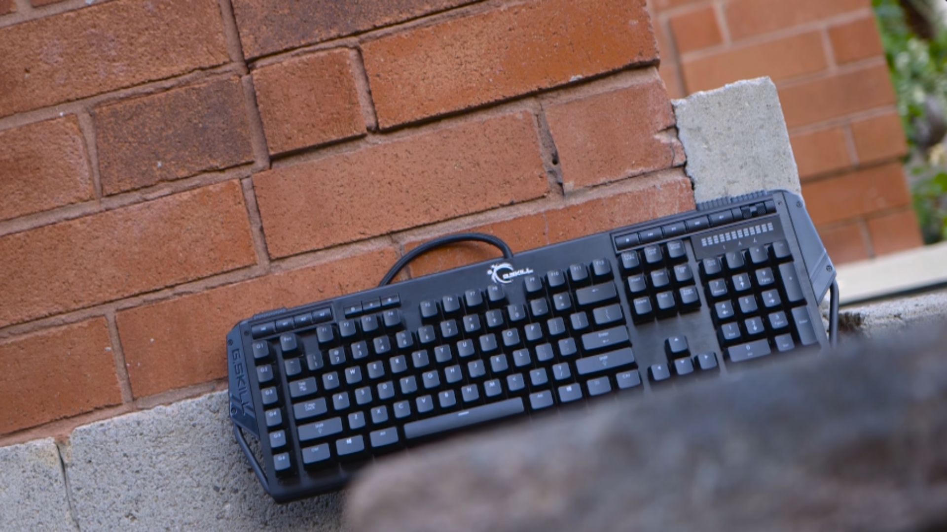10. G.Skill KM250 RGB