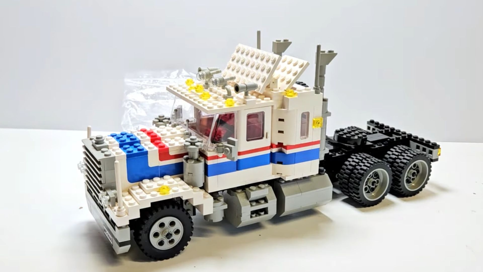 20. Modèle réduit d'engin routier (5580)