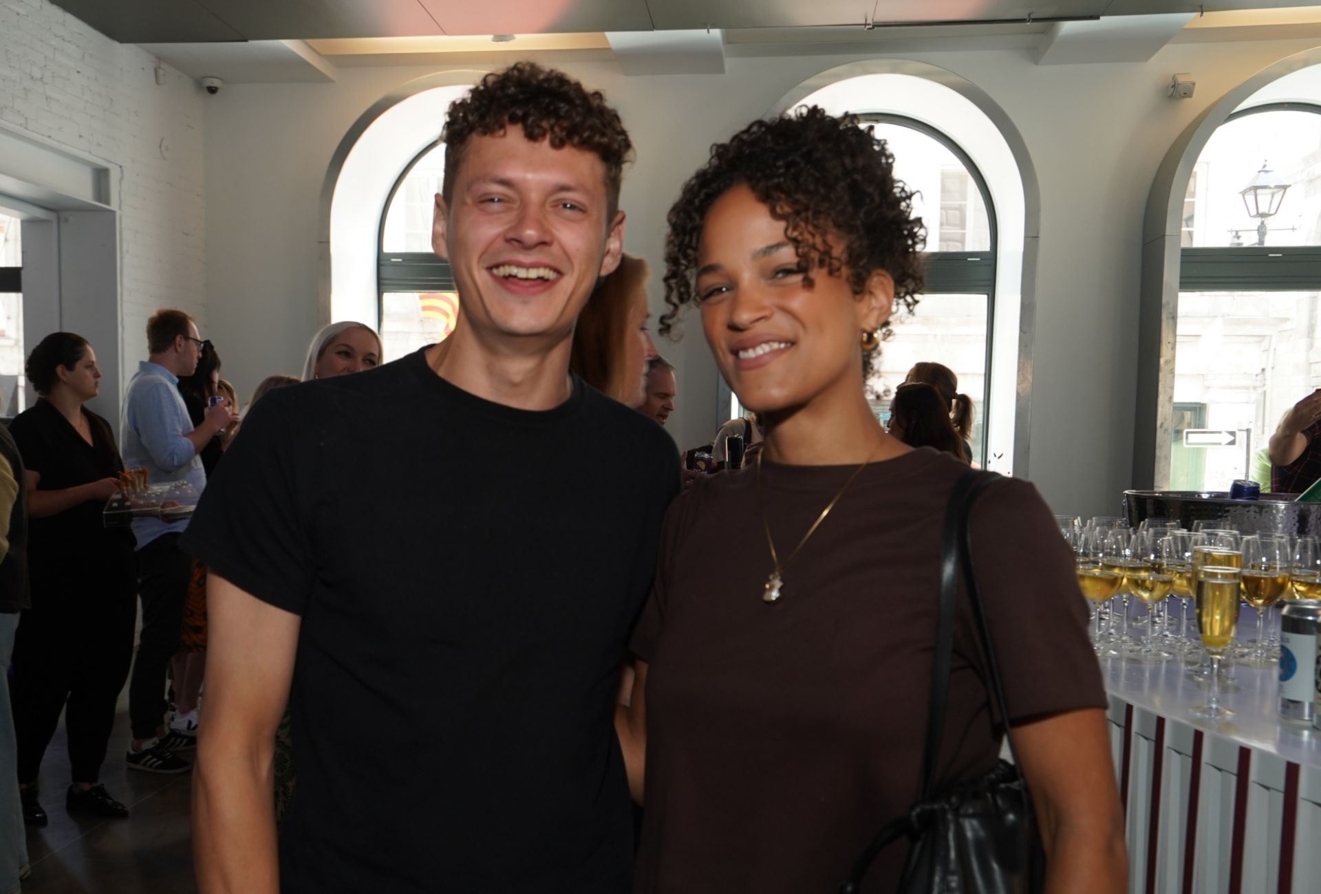 Lévi Doré, Chanel Mings