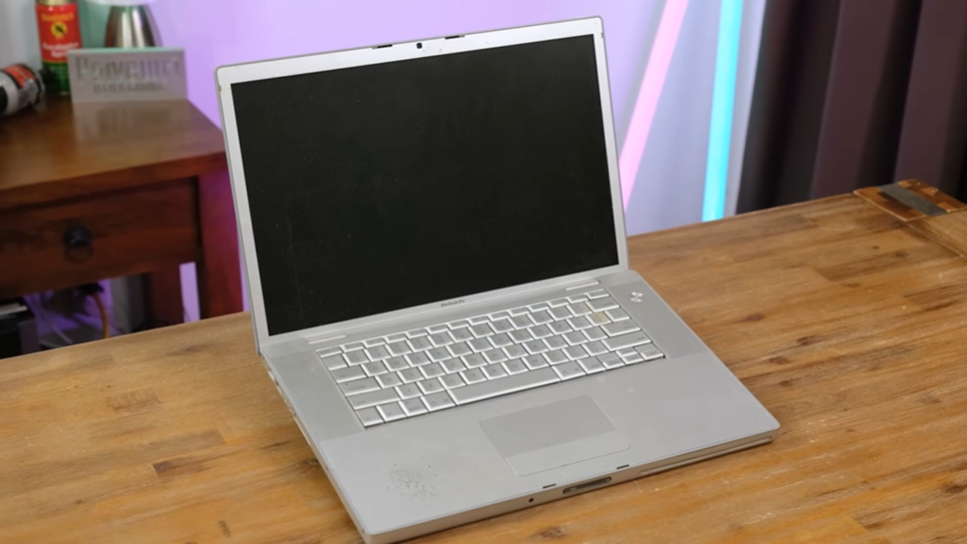 1. MacBook (2006)