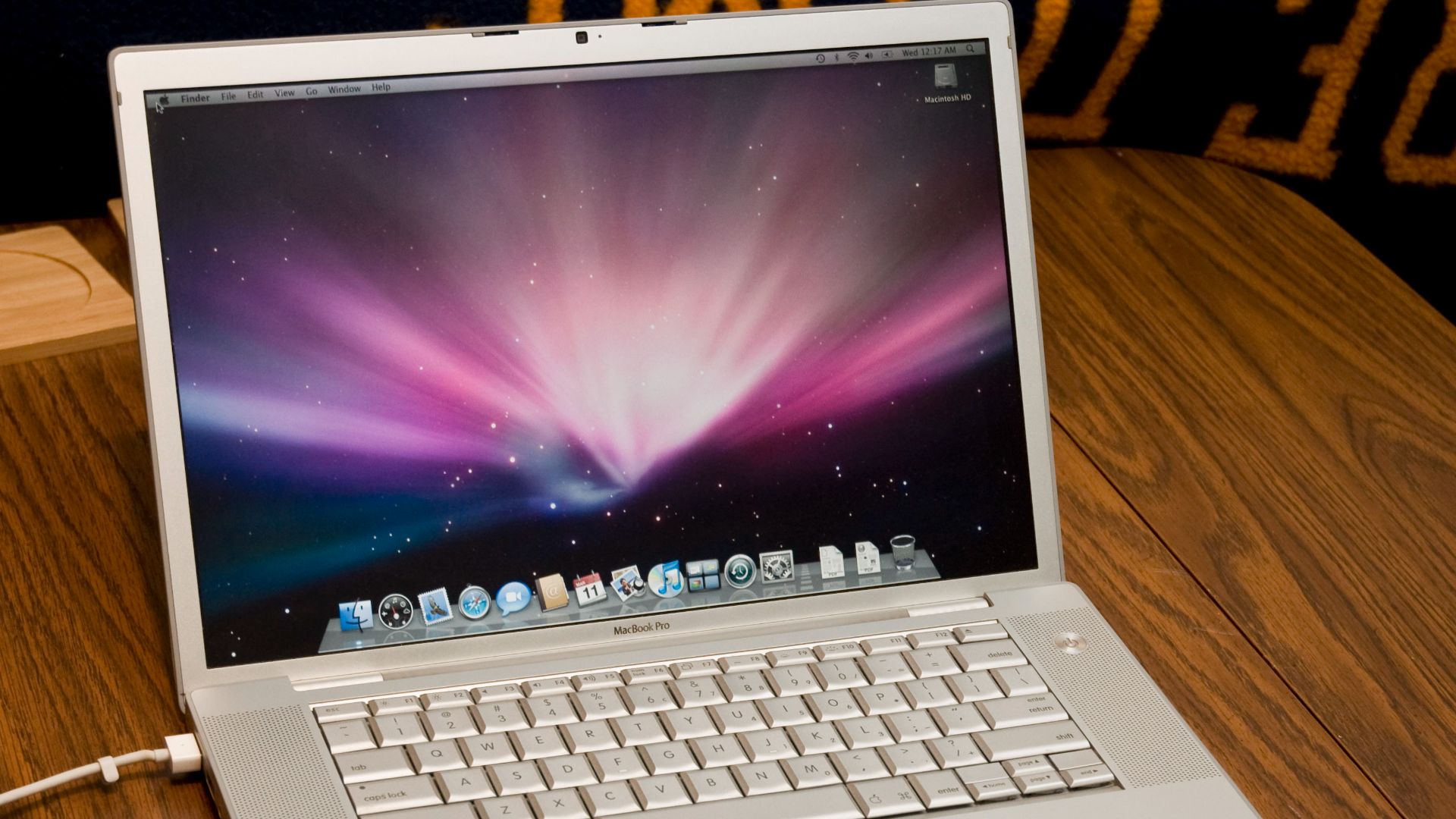 4. MacBook Pro (2008 15 pouces)