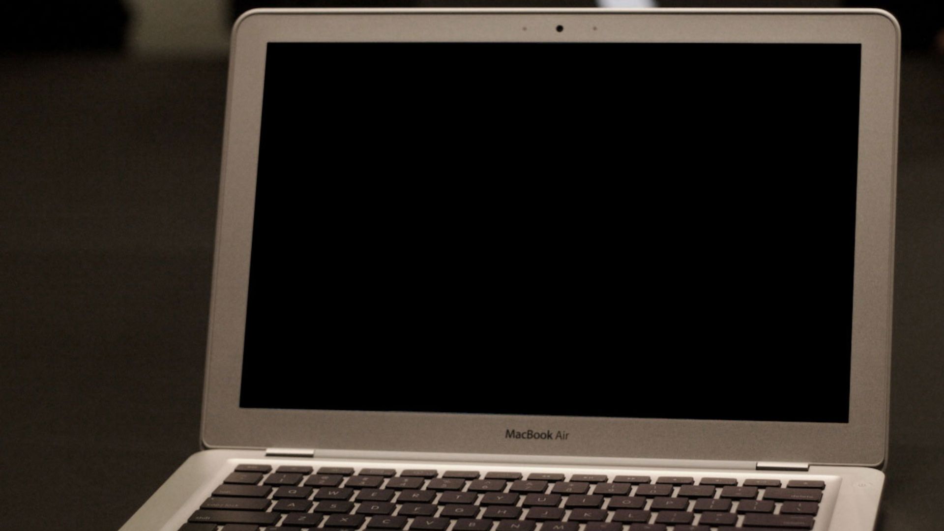 2. MacBook Air (2008)