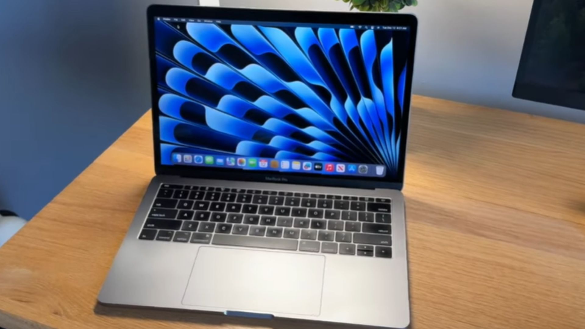 8. MacBook Pro (2018 15 pouces i9)