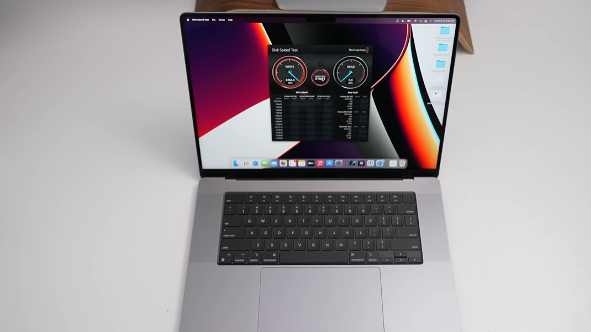 7. MacBook Pro (2021 16 pouces M1 Max)