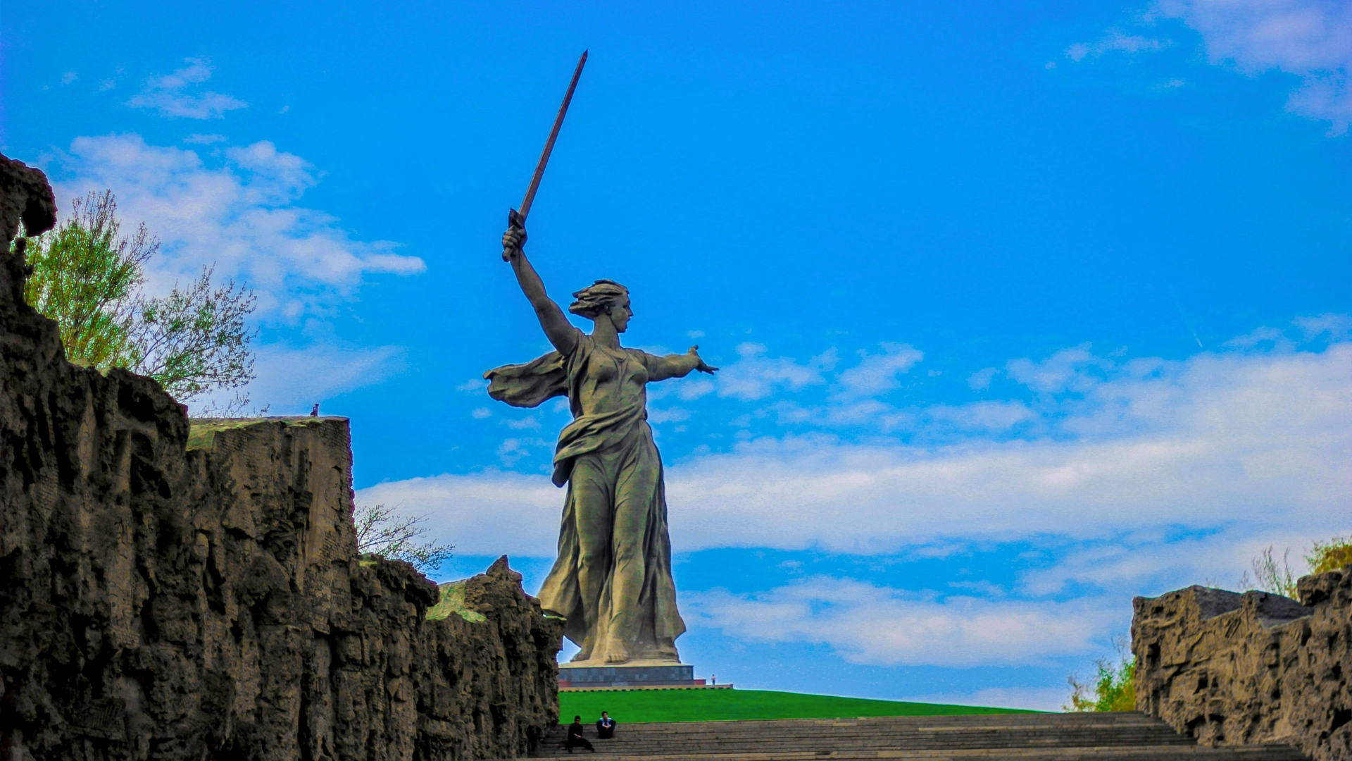 10. La mère patrie appelle, Russie