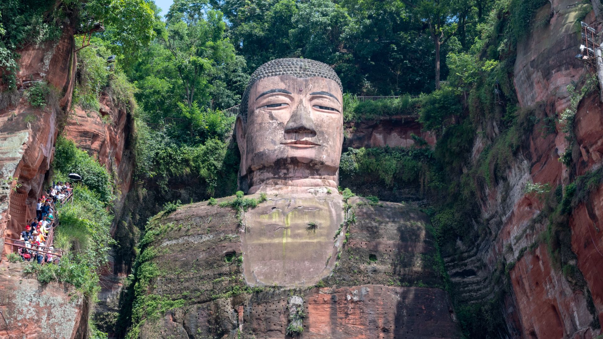 11. Bouddha de Leshan, Chine