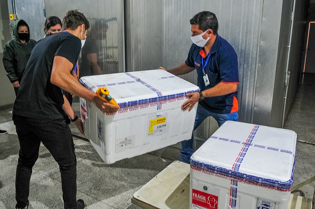 Coopération internationale pour le déploiement du vaccin COVID-19