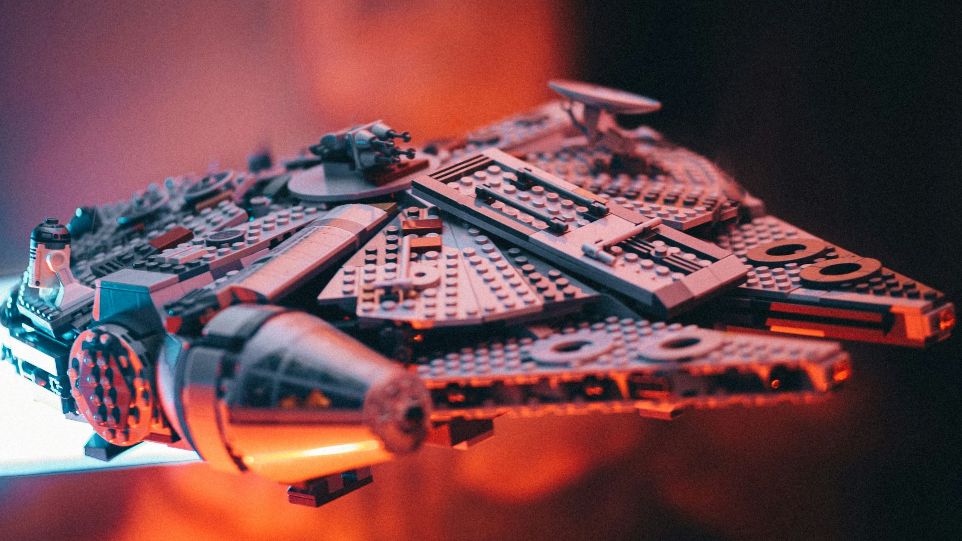 3. LEGO Star Wars Faucon Millenium