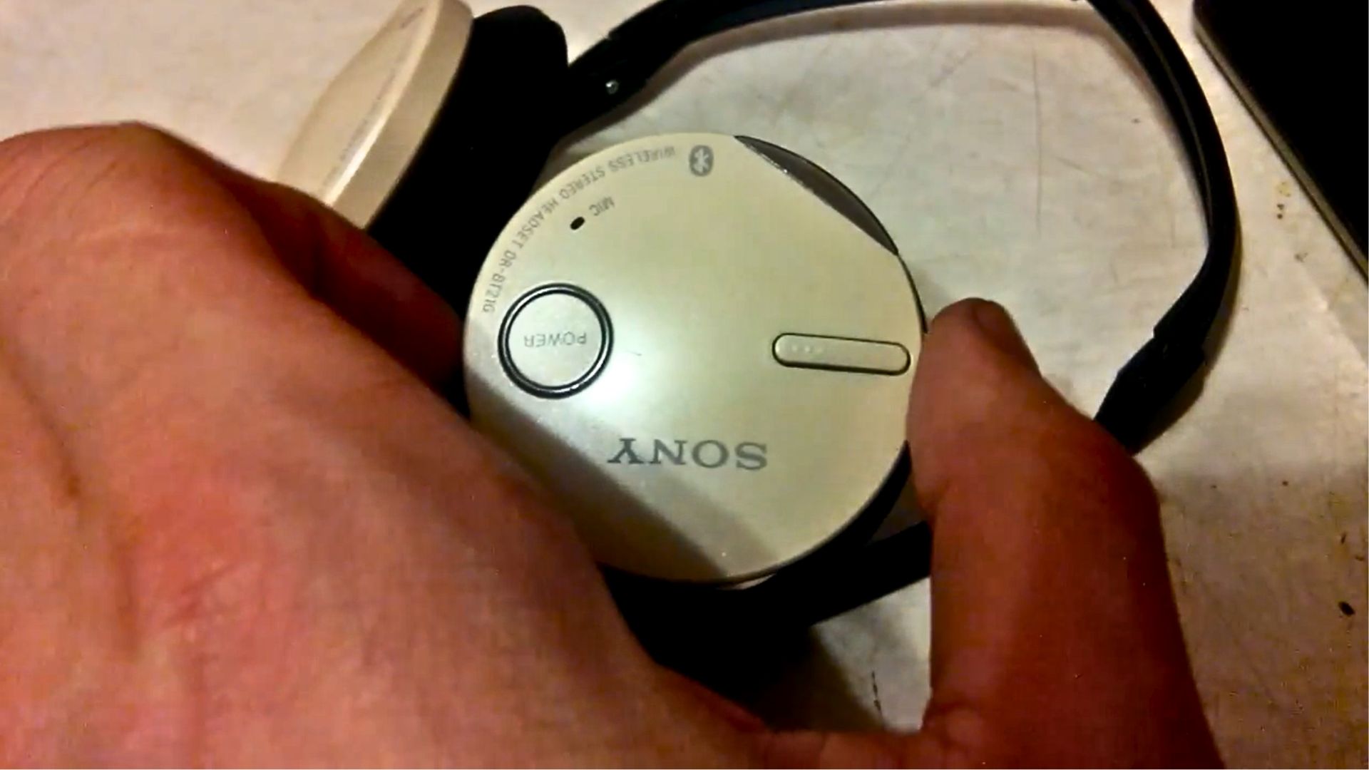 3. Sony DR-BT21G
