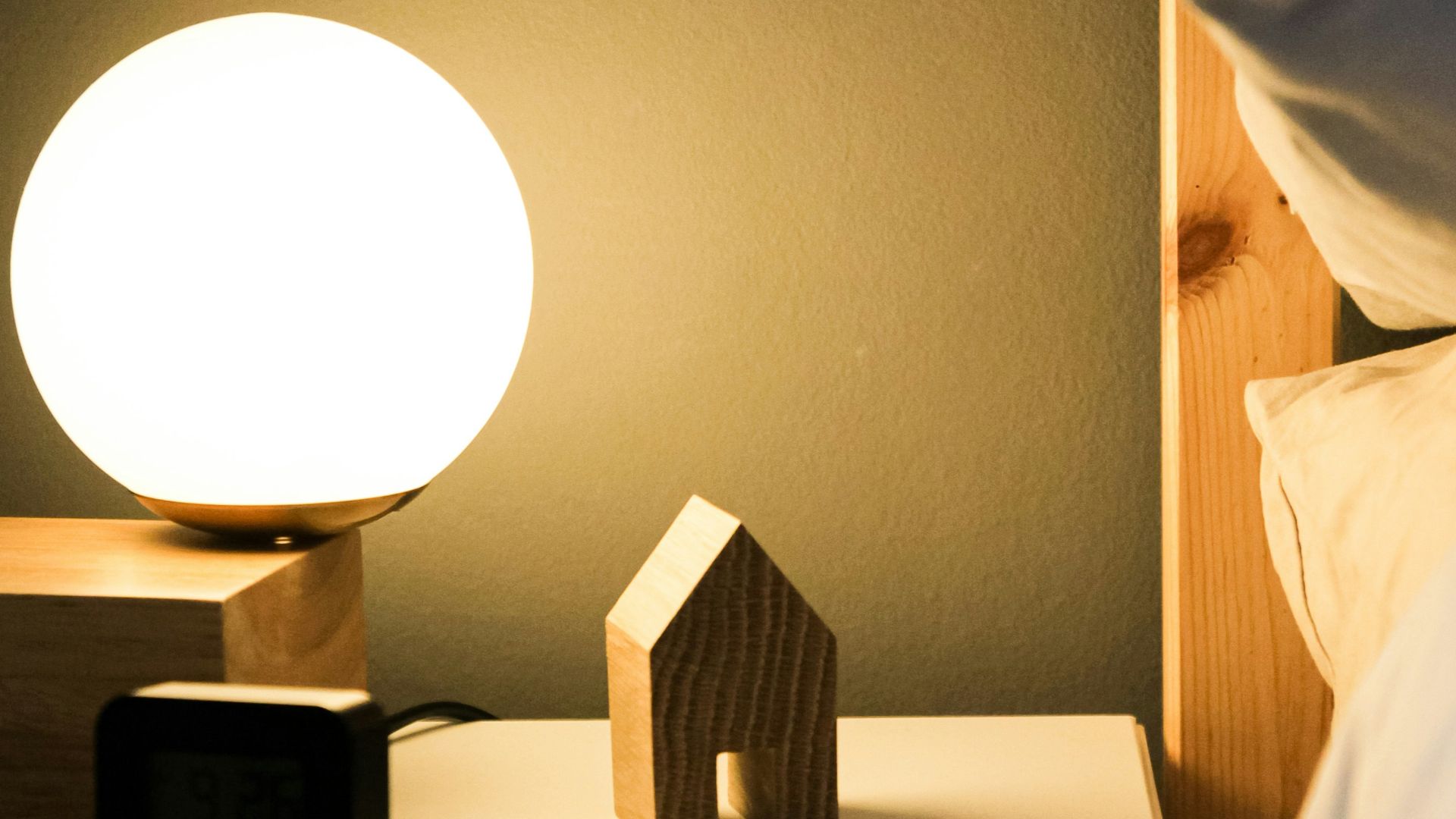 17. Lampe de lit