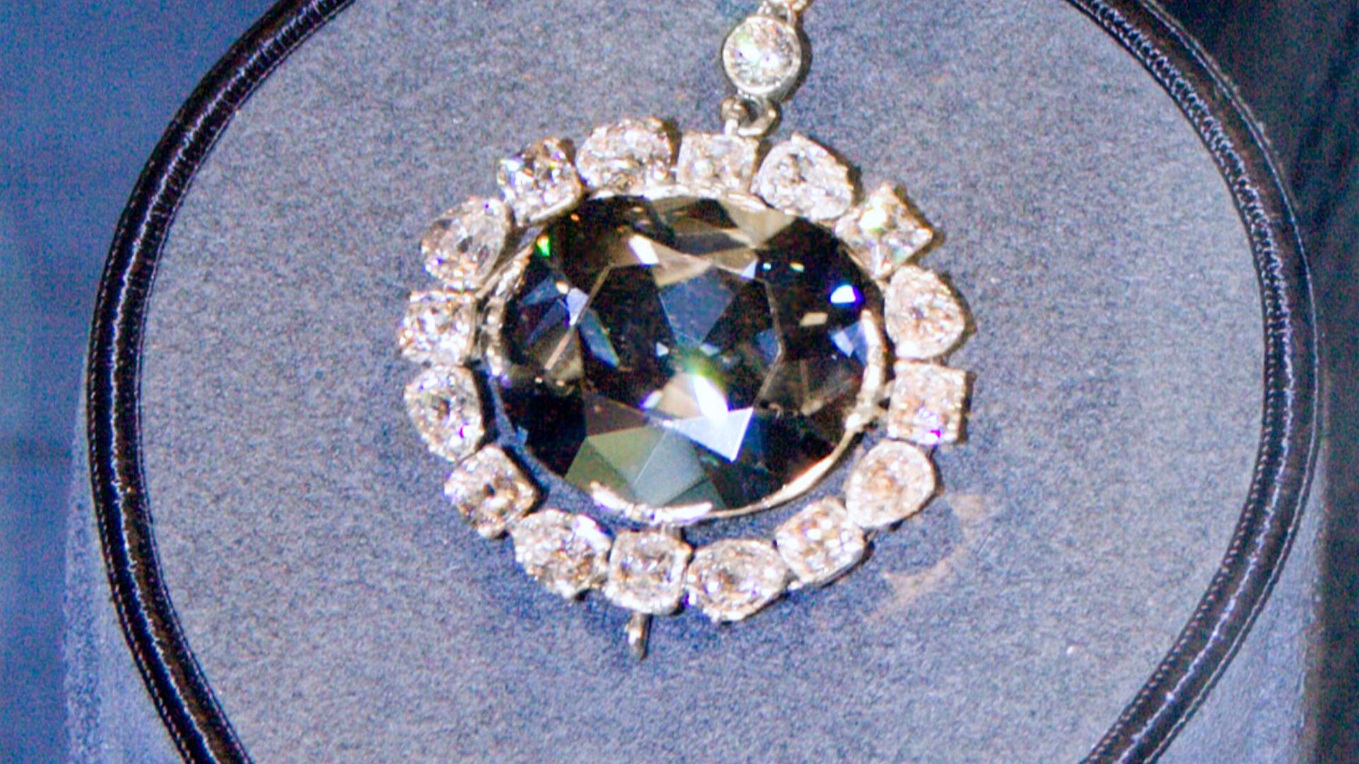3. Le diamant de l'espoir