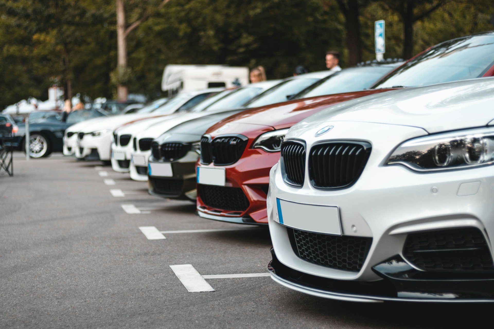 2. Vérifiez la valeur marchande de la voiture de votre choix